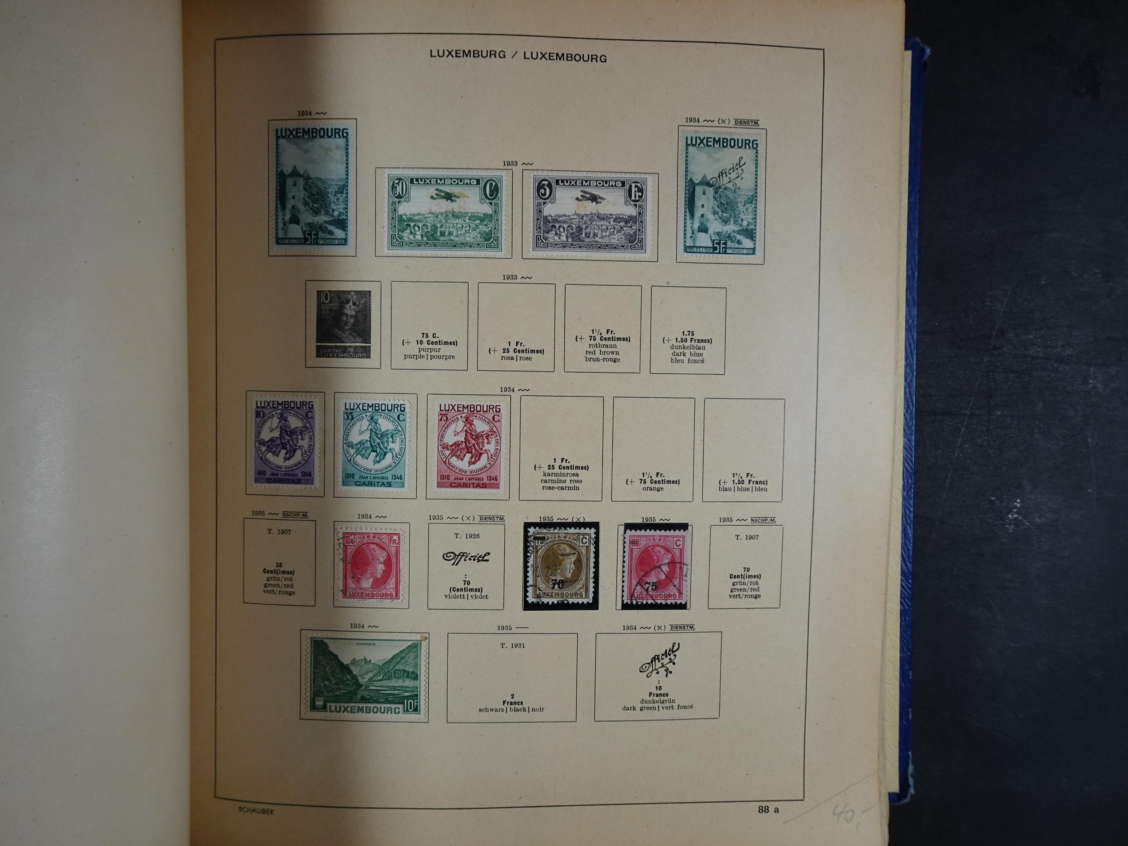 Mooie klassieke verzameling zeer goed gevulde Schaubek album. 121