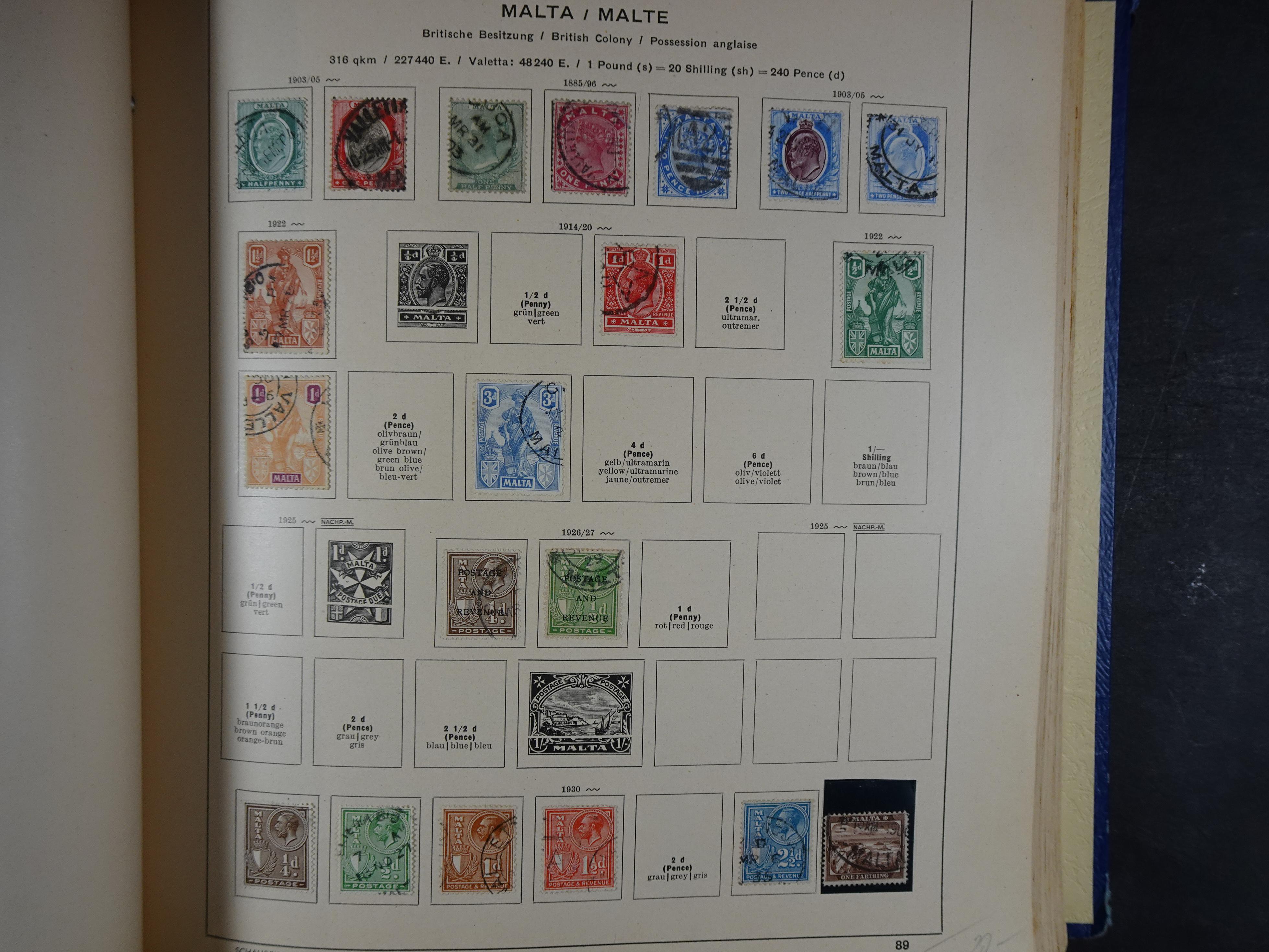 Mooie klassieke verzameling zeer goed gevulde Schaubek album. 124