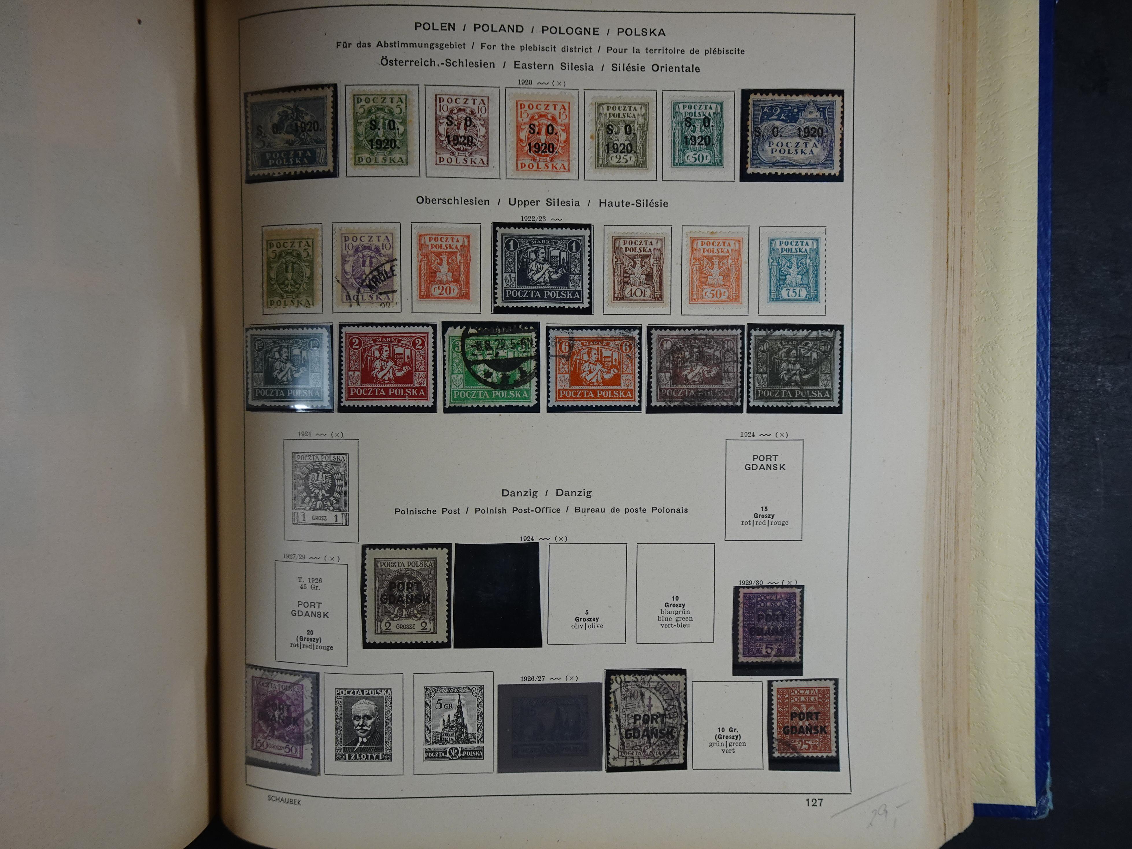 Mooie klassieke verzameling zeer goed gevulde Schaubek album. 186