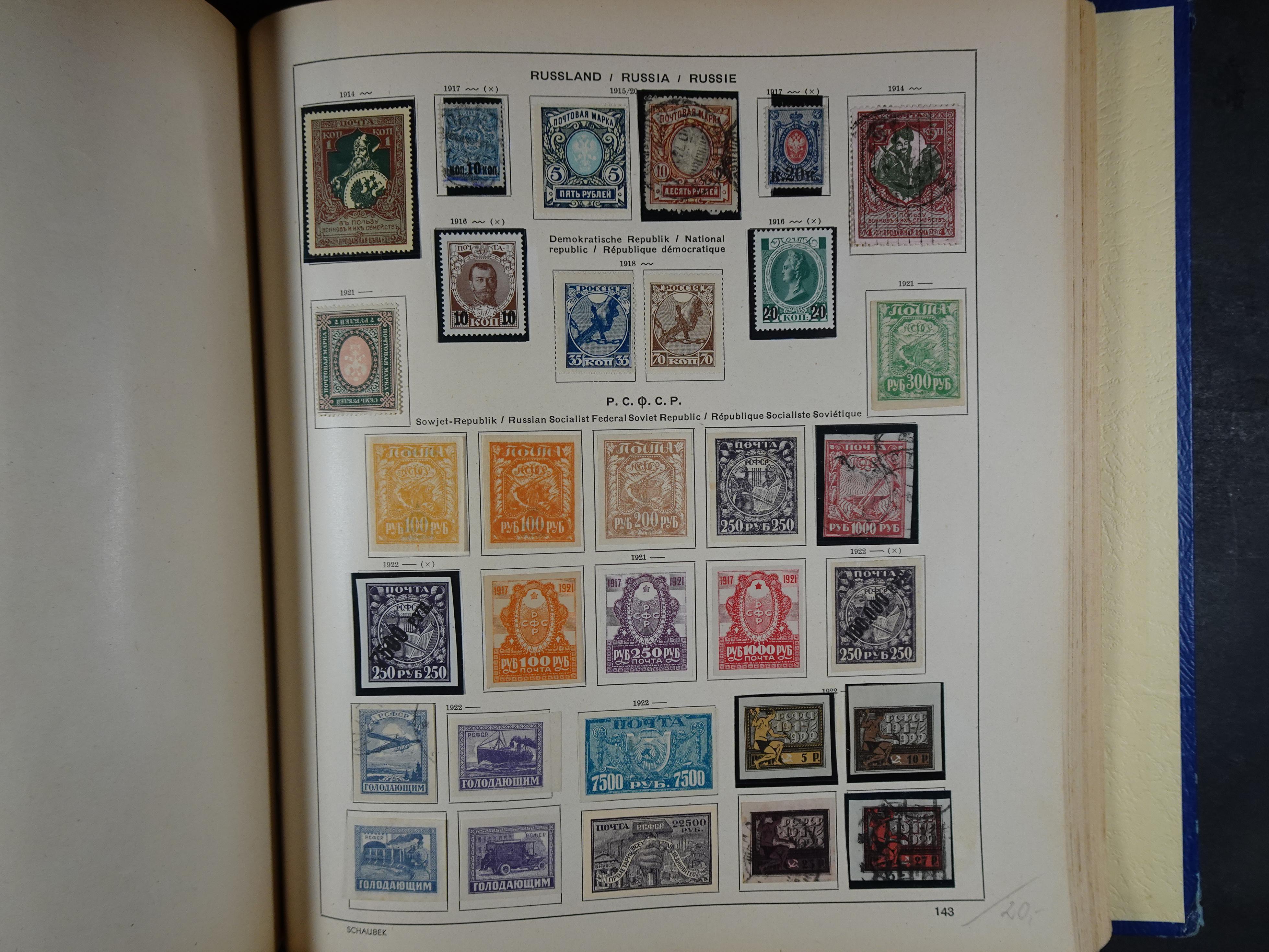 Mooie klassieke verzameling zeer goed gevulde Schaubek album. 214