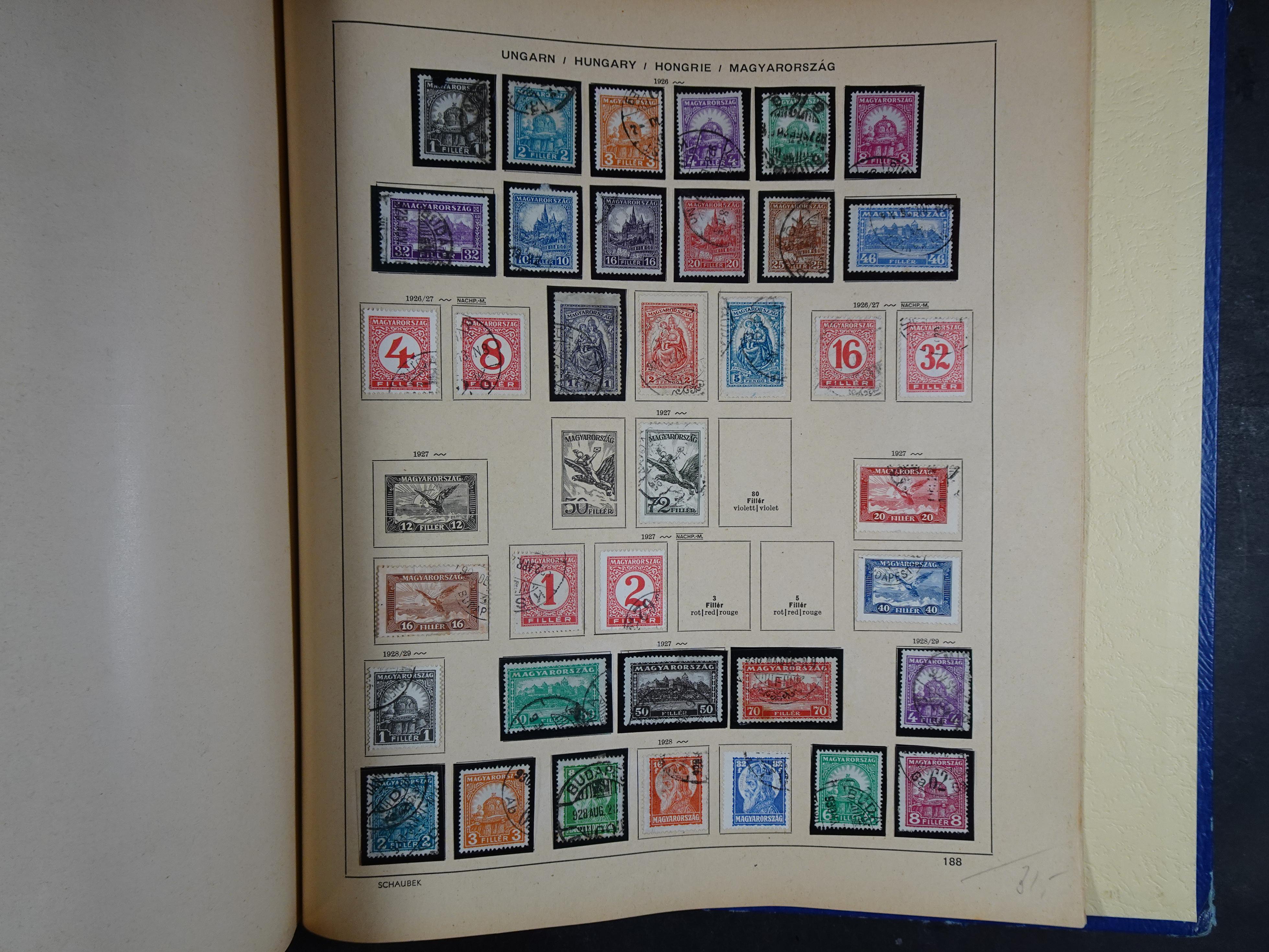 Mooie klassieke verzameling zeer goed gevulde Schaubek album. 296