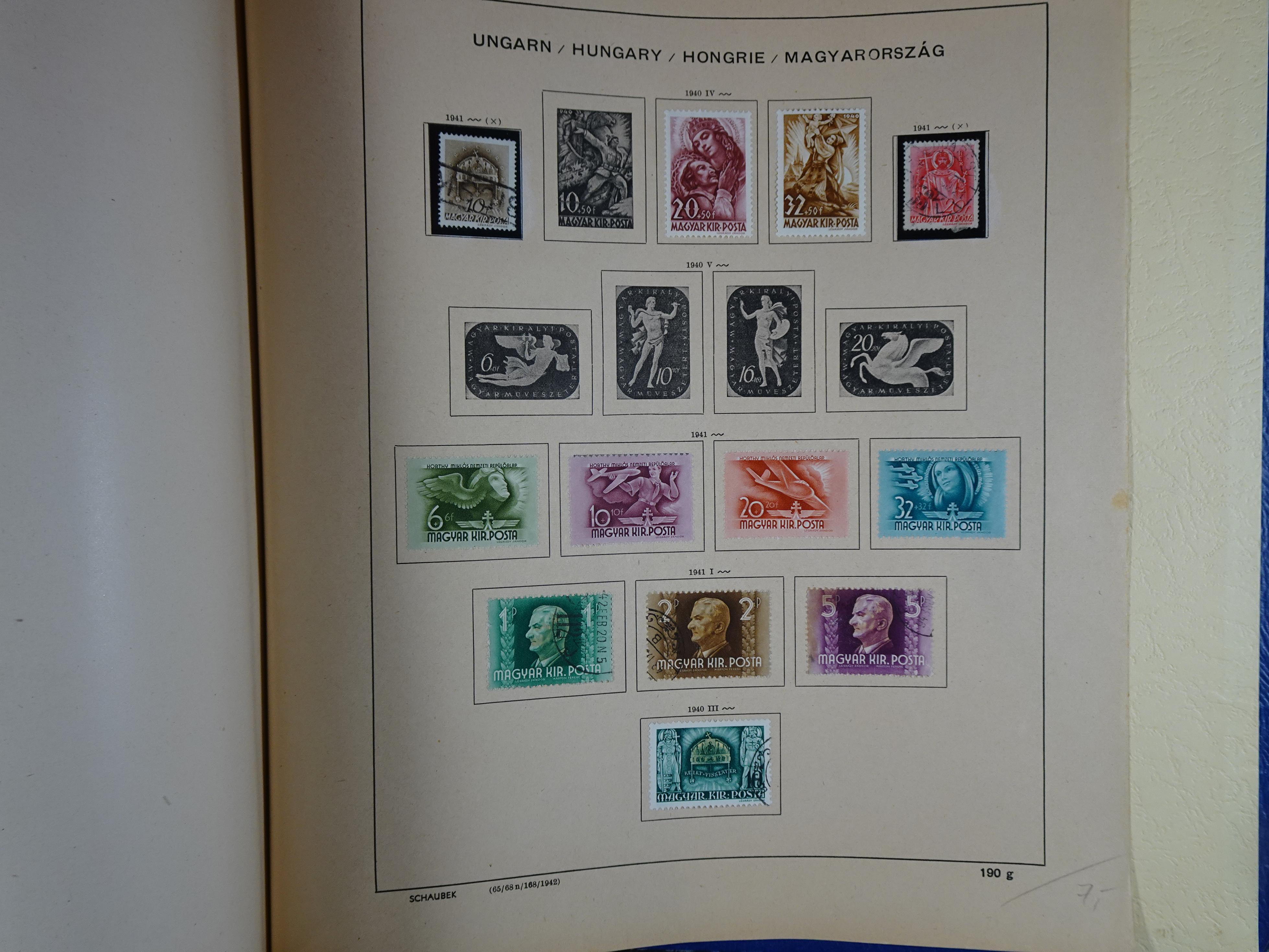 Mooie klassieke verzameling zeer goed gevulde Schaubek album. 304