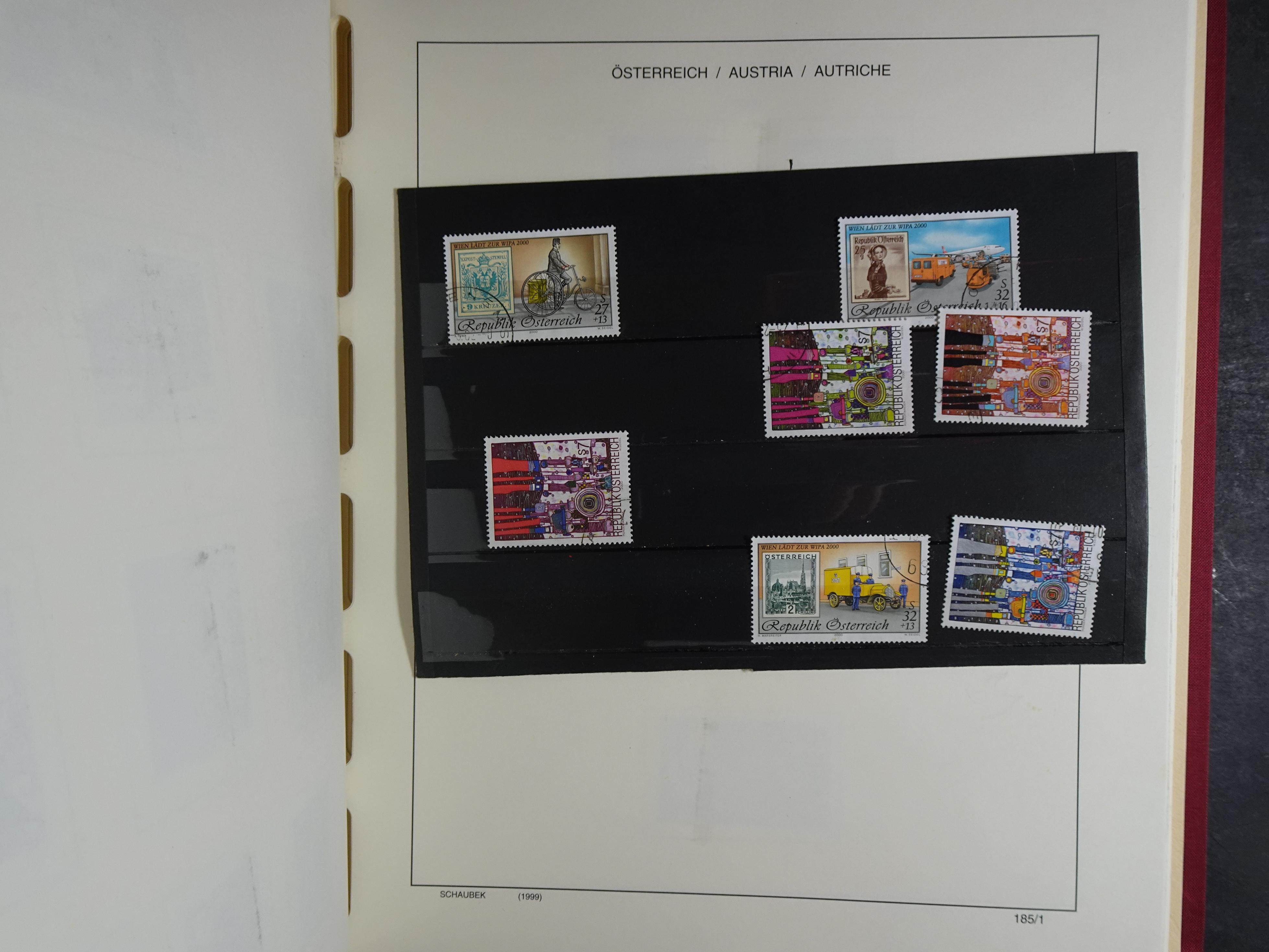 Mooie verzameling met klassiek veel extra's.
Zeer hoge cat waarde. 7