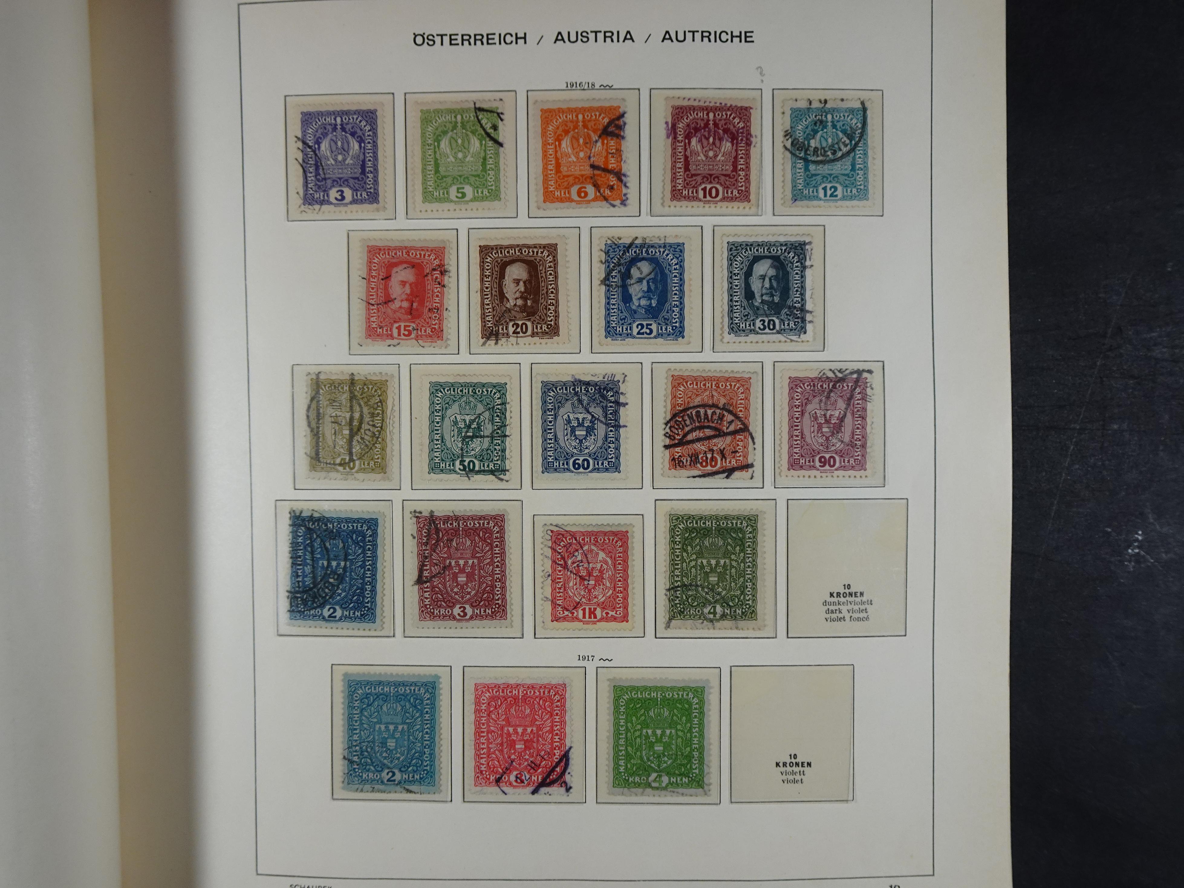 Mooie verzameling met klassiek veel extra's.
Zeer hoge cat waarde. 37