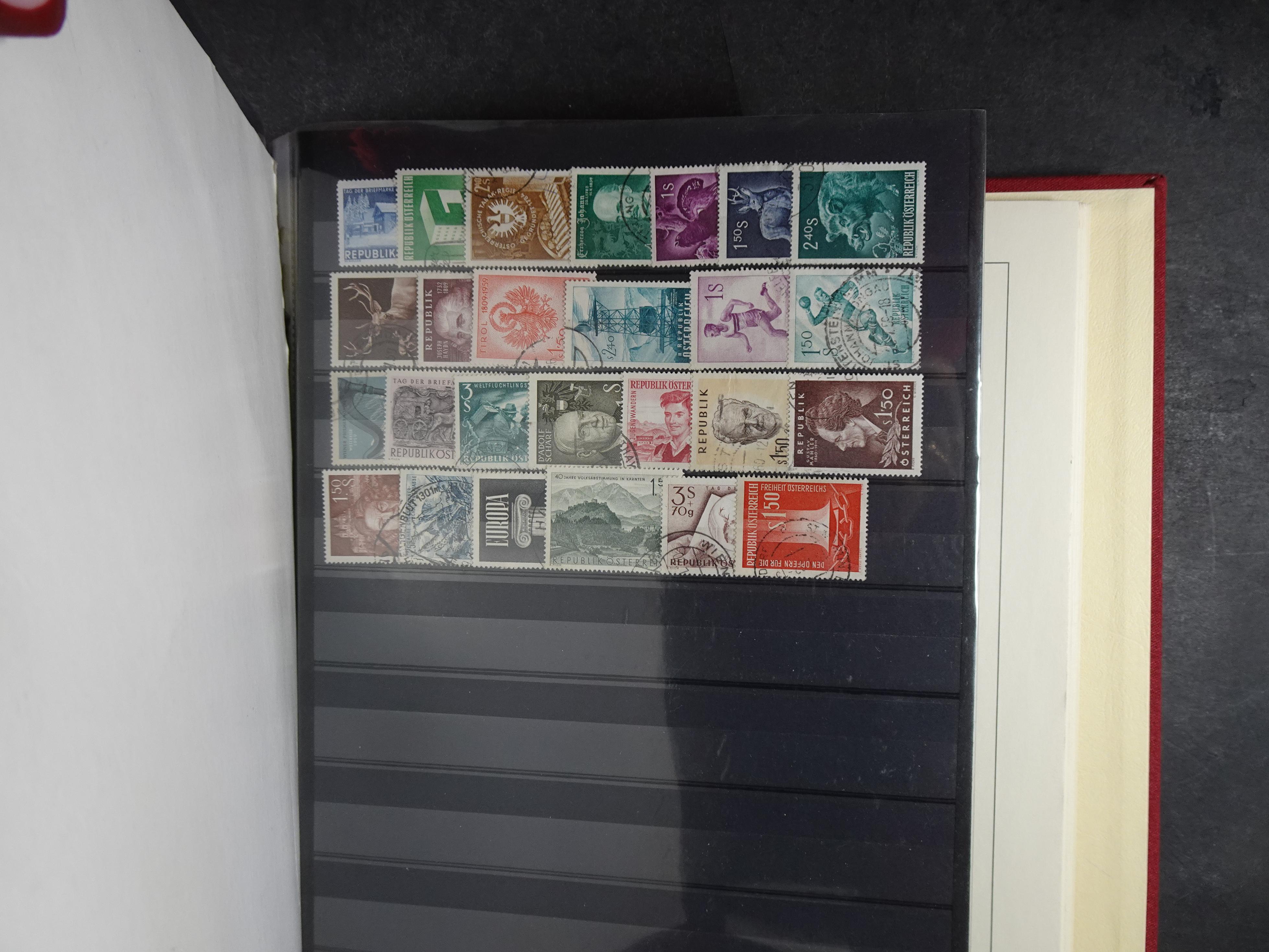 Mooie verzameling met klassiek veel extra's.
Zeer hoge cat waarde. 108