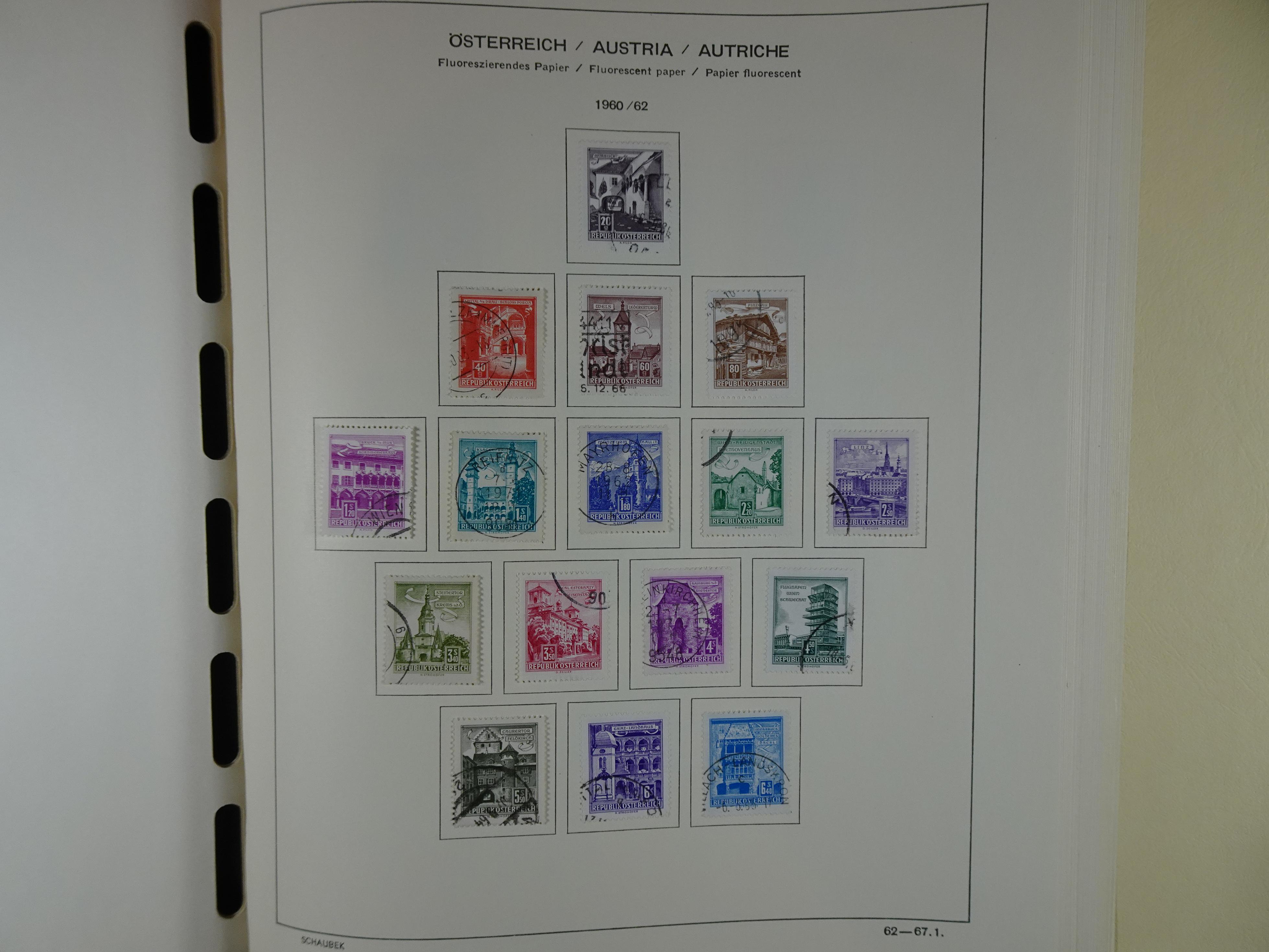 Mooie verzameling met klassiek veel extra's.
Zeer hoge cat waarde. 115