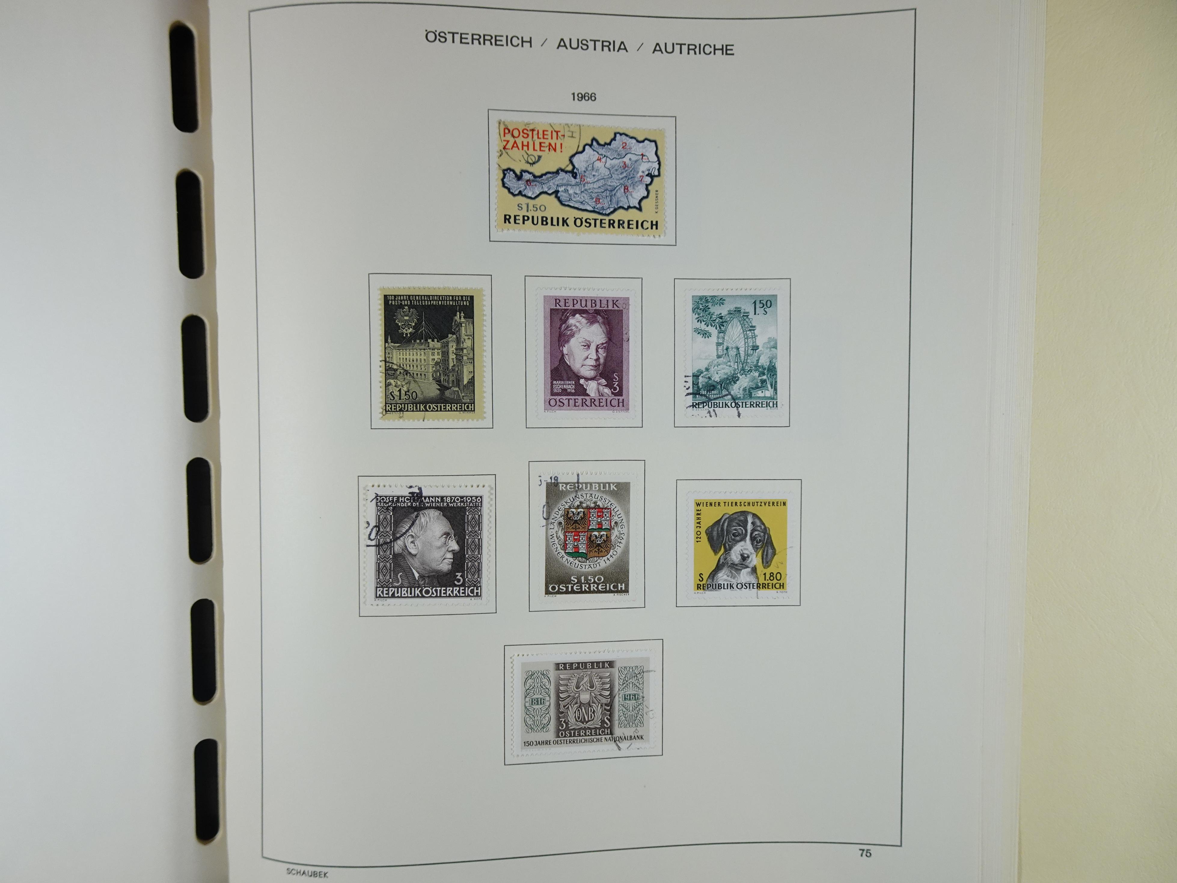 Mooie verzameling met klassiek veel extra's.
Zeer hoge cat waarde. 123