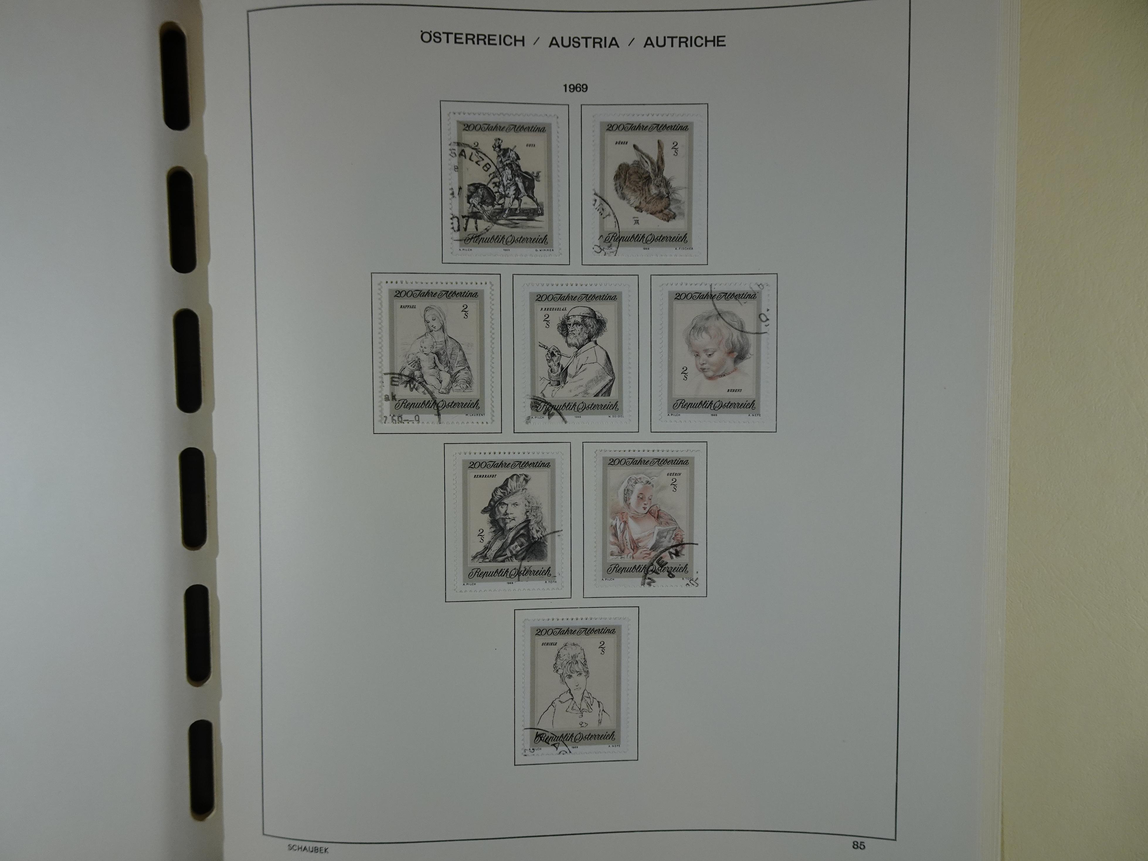 Mooie verzameling met klassiek veel extra's.
Zeer hoge cat waarde. 134