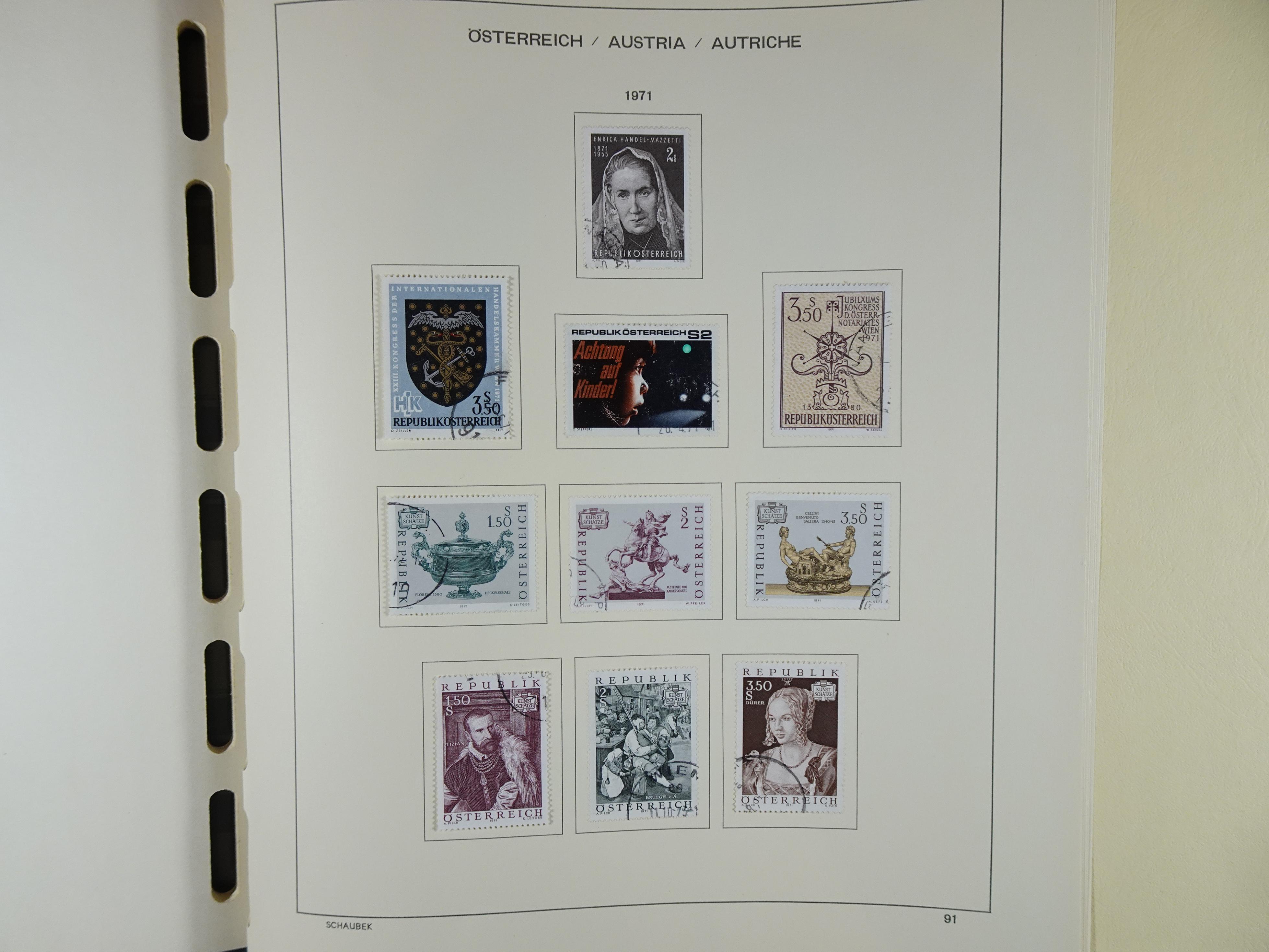 Mooie verzameling met klassiek veel extra's.
Zeer hoge cat waarde. 140