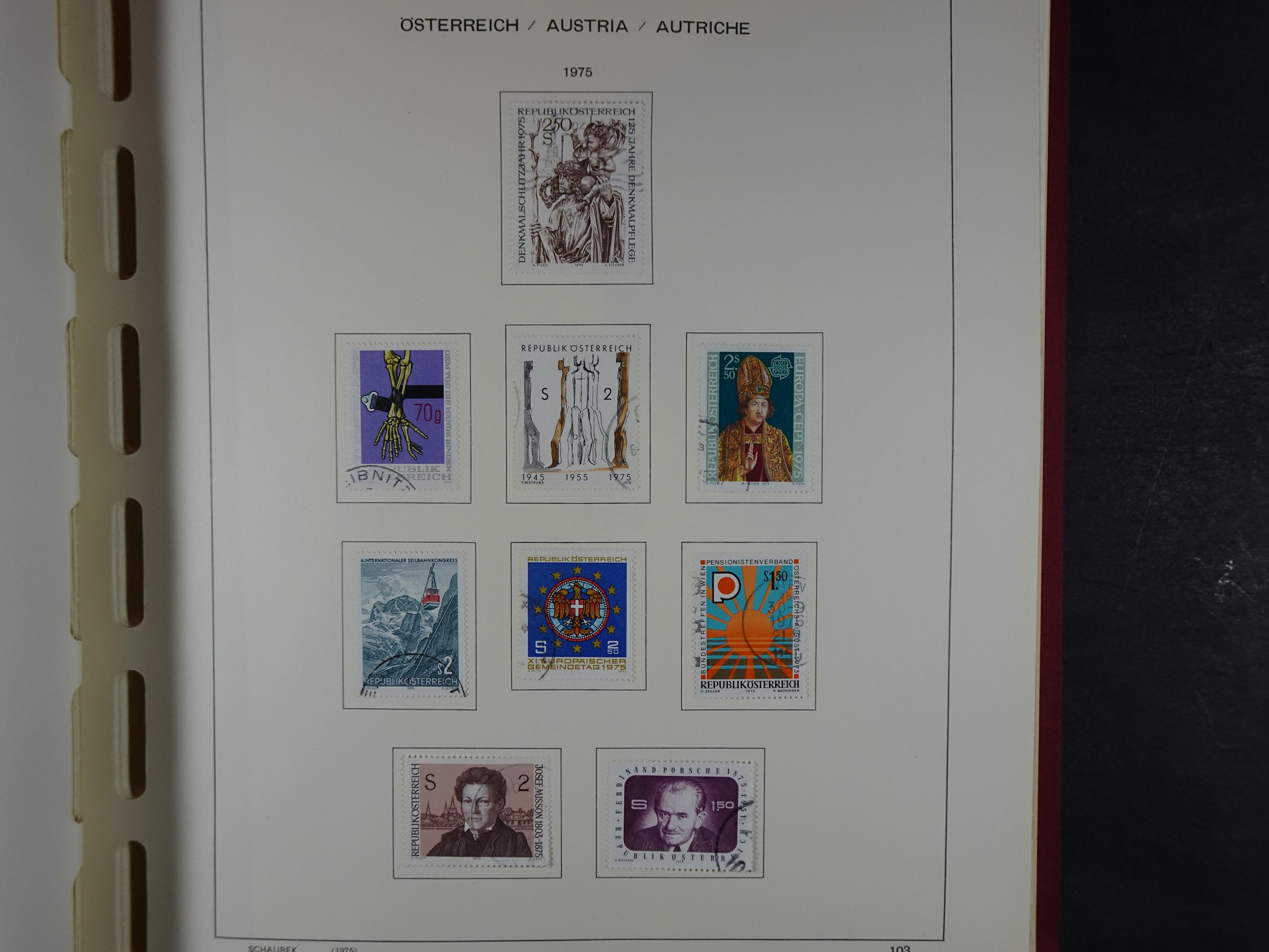 Mooie verzameling met klassiek veel extra's.
Zeer hoge cat waarde. 153