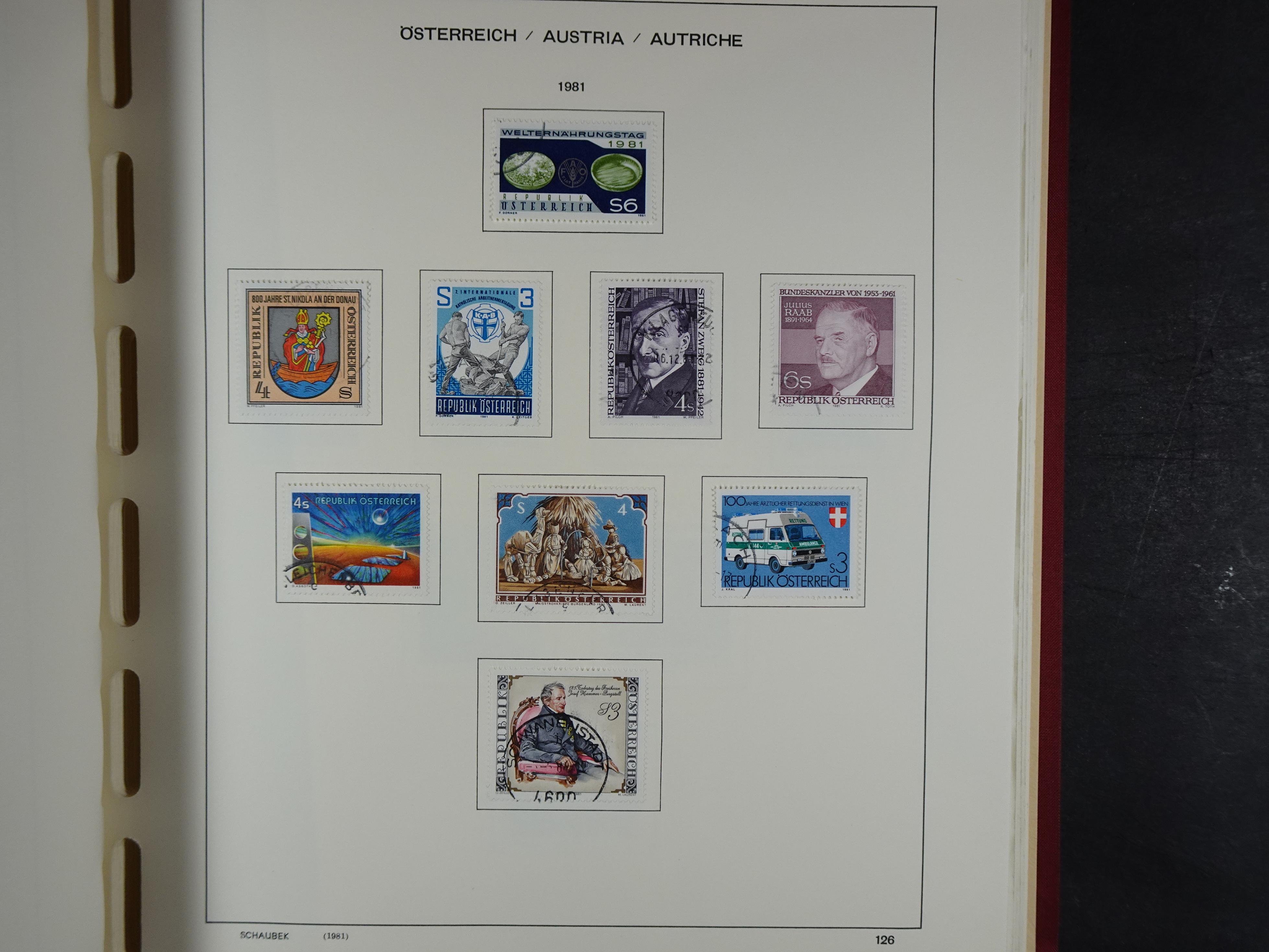 Mooie verzameling met klassiek veel extra's.
Zeer hoge cat waarde. 180