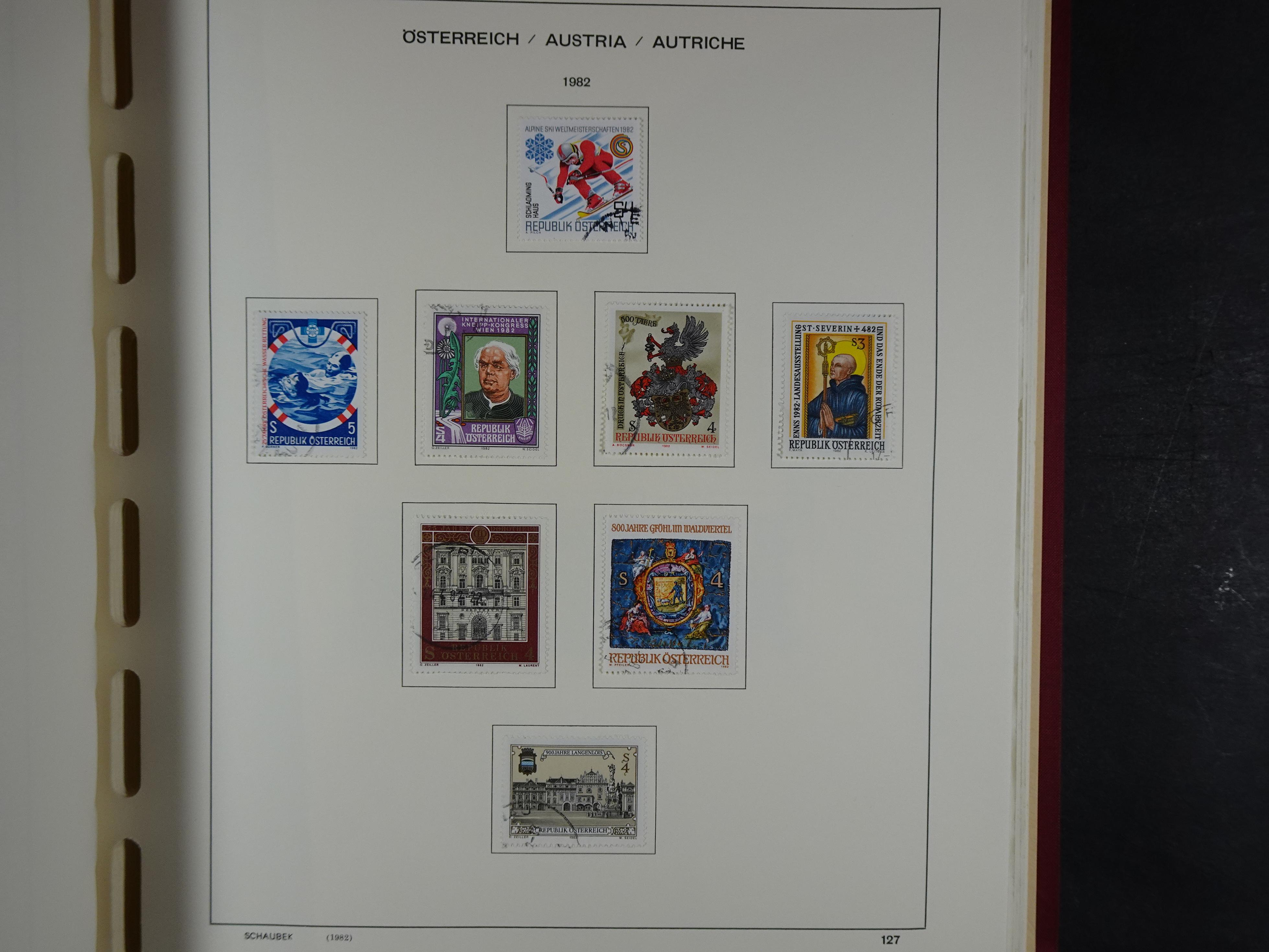 Mooie verzameling met klassiek veel extra's.
Zeer hoge cat waarde. 181