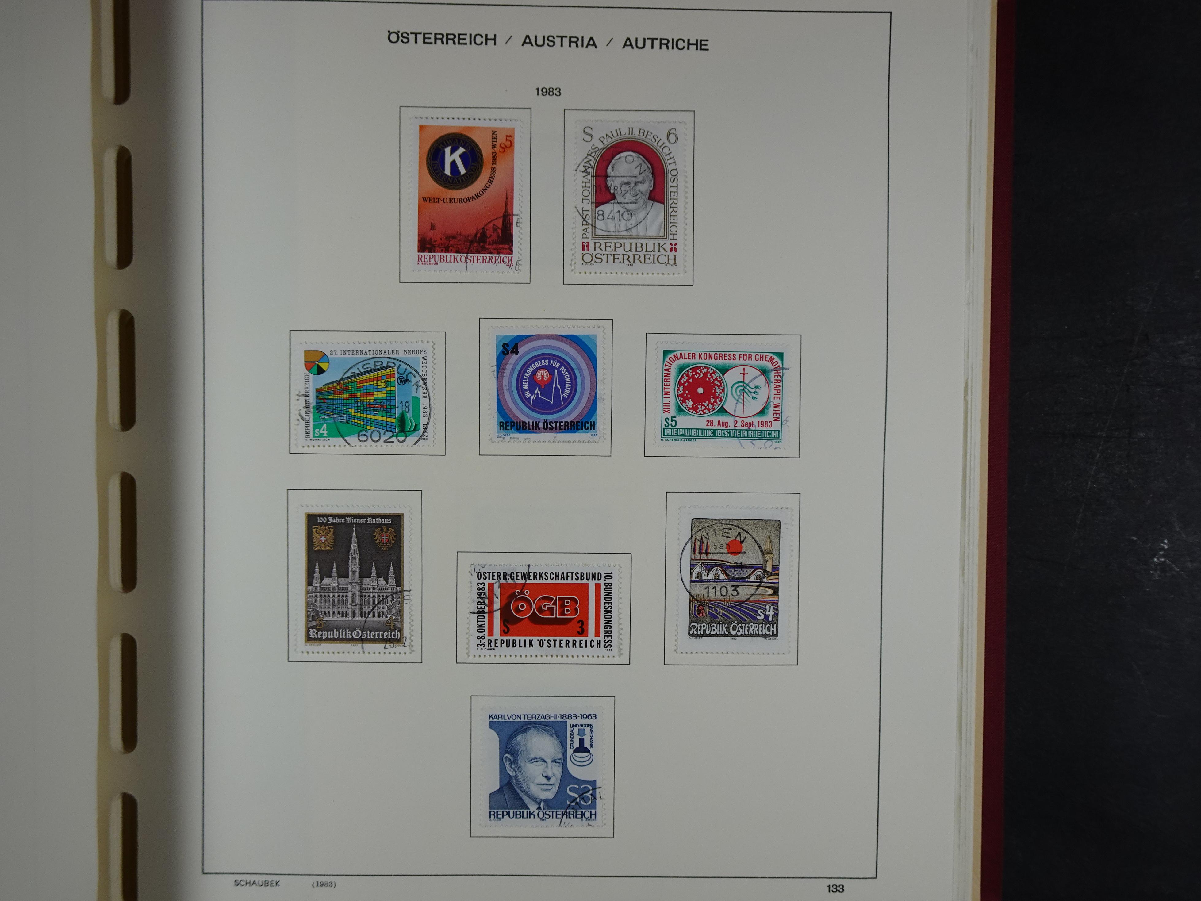 Mooie verzameling met klassiek veel extra's.
Zeer hoge cat waarde. 187