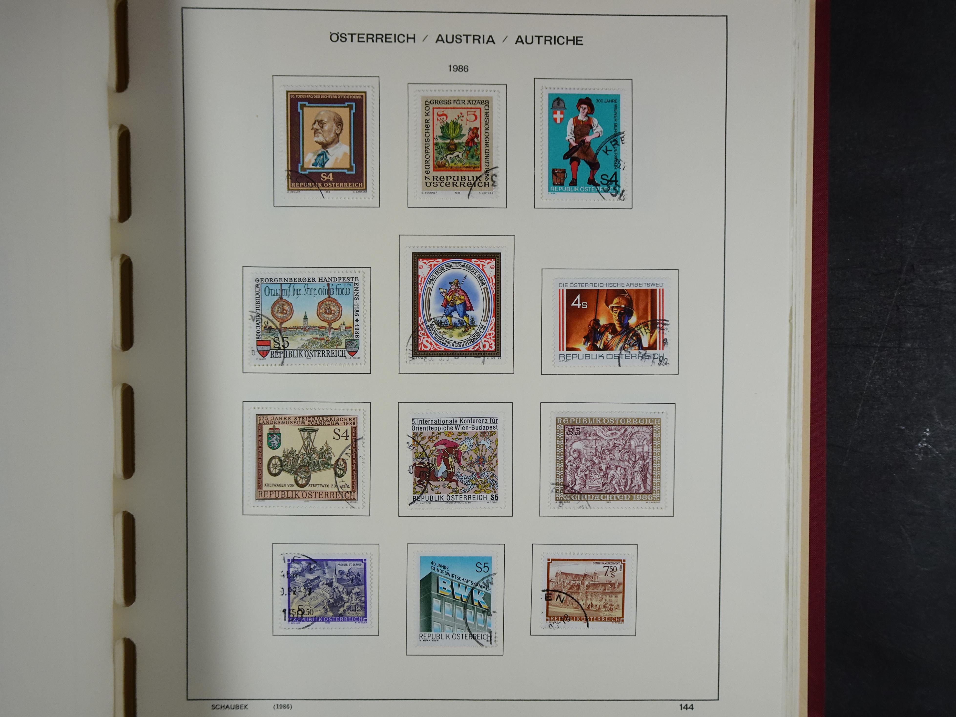 Mooie verzameling met klassiek veel extra's.
Zeer hoge cat waarde. 198