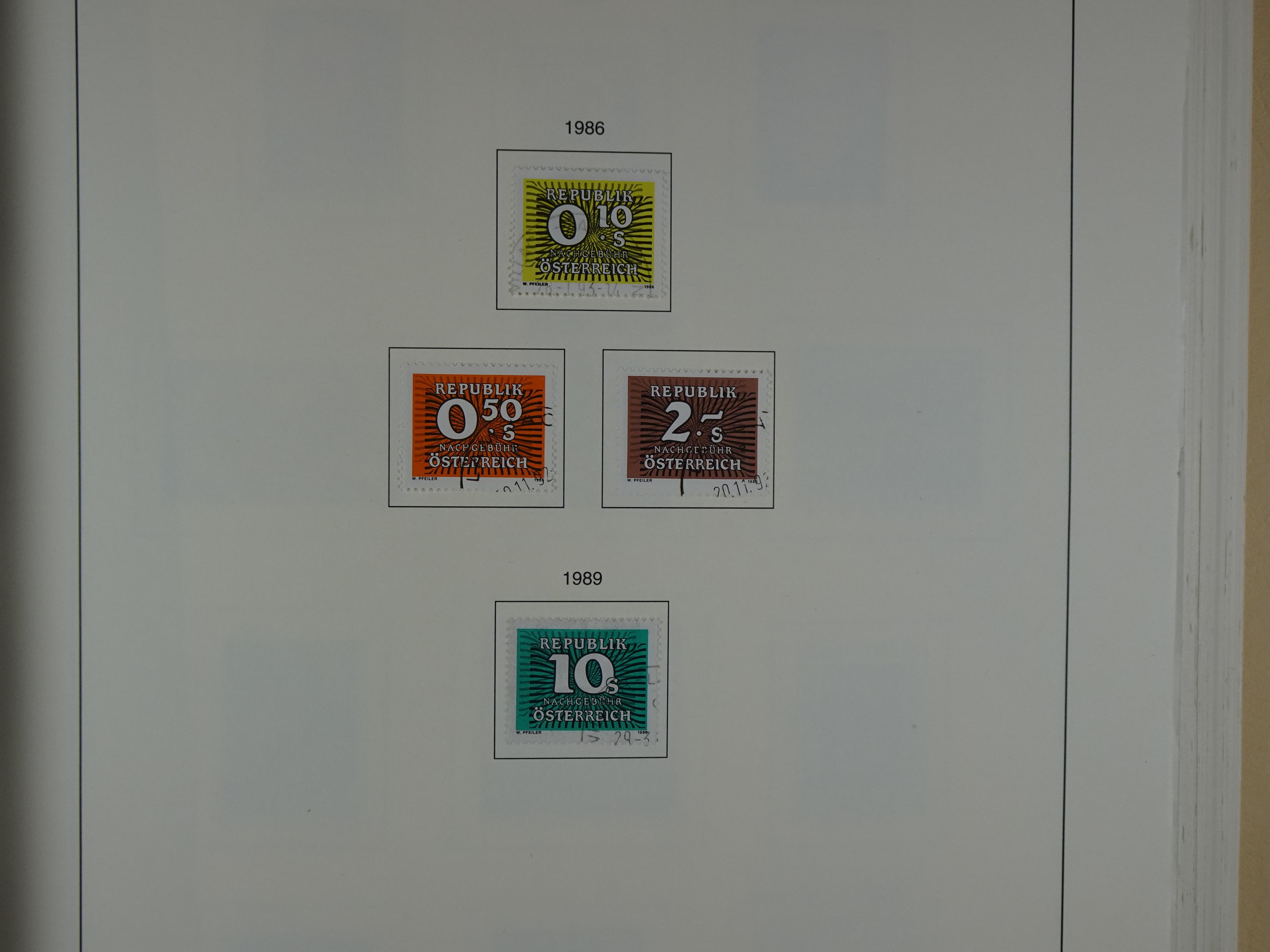 Mooie verzameling met klassiek veel extra's.
Zeer hoge cat waarde. 214