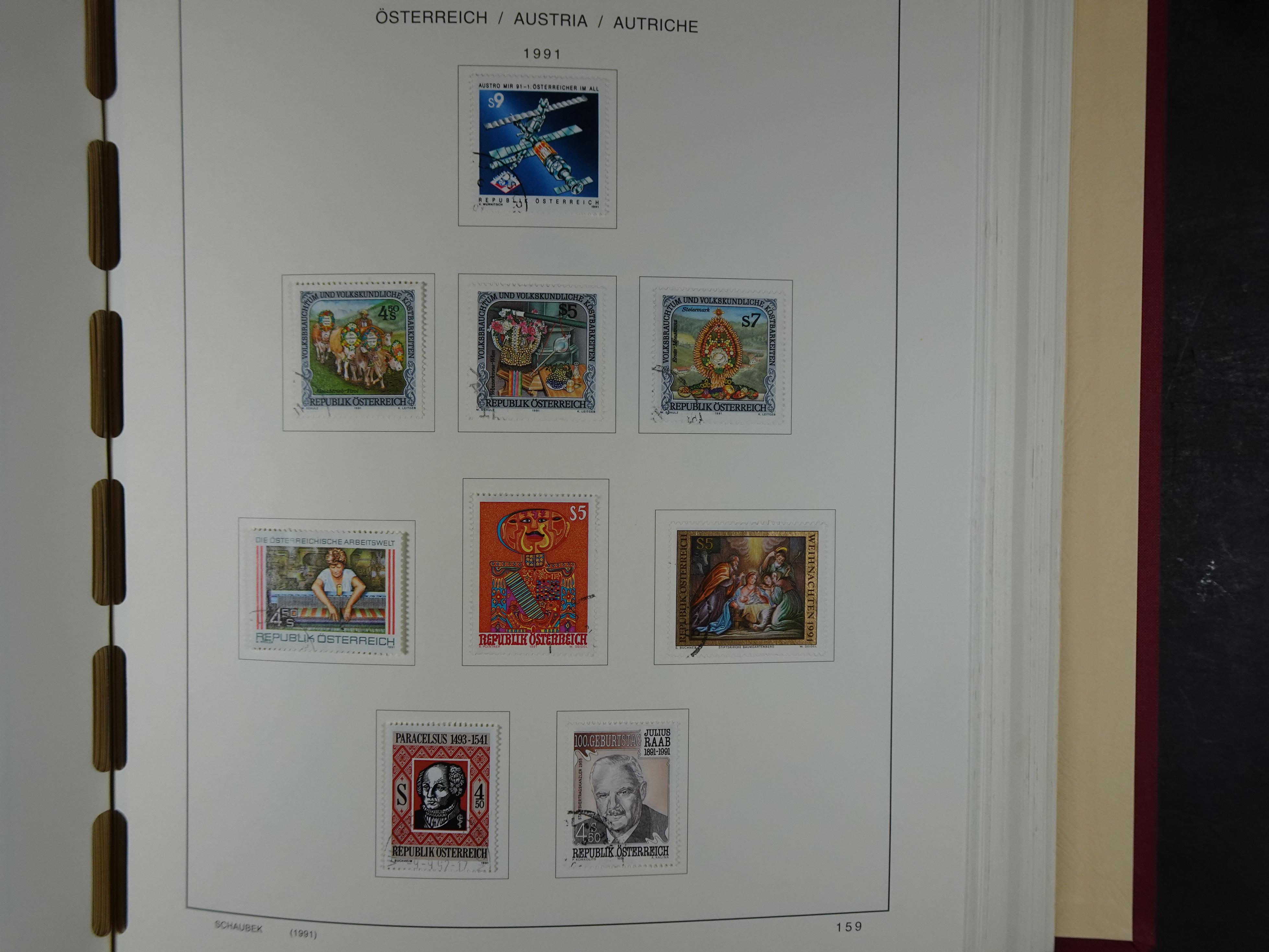 Mooie verzameling met klassiek veel extra's.
Zeer hoge cat waarde. 220