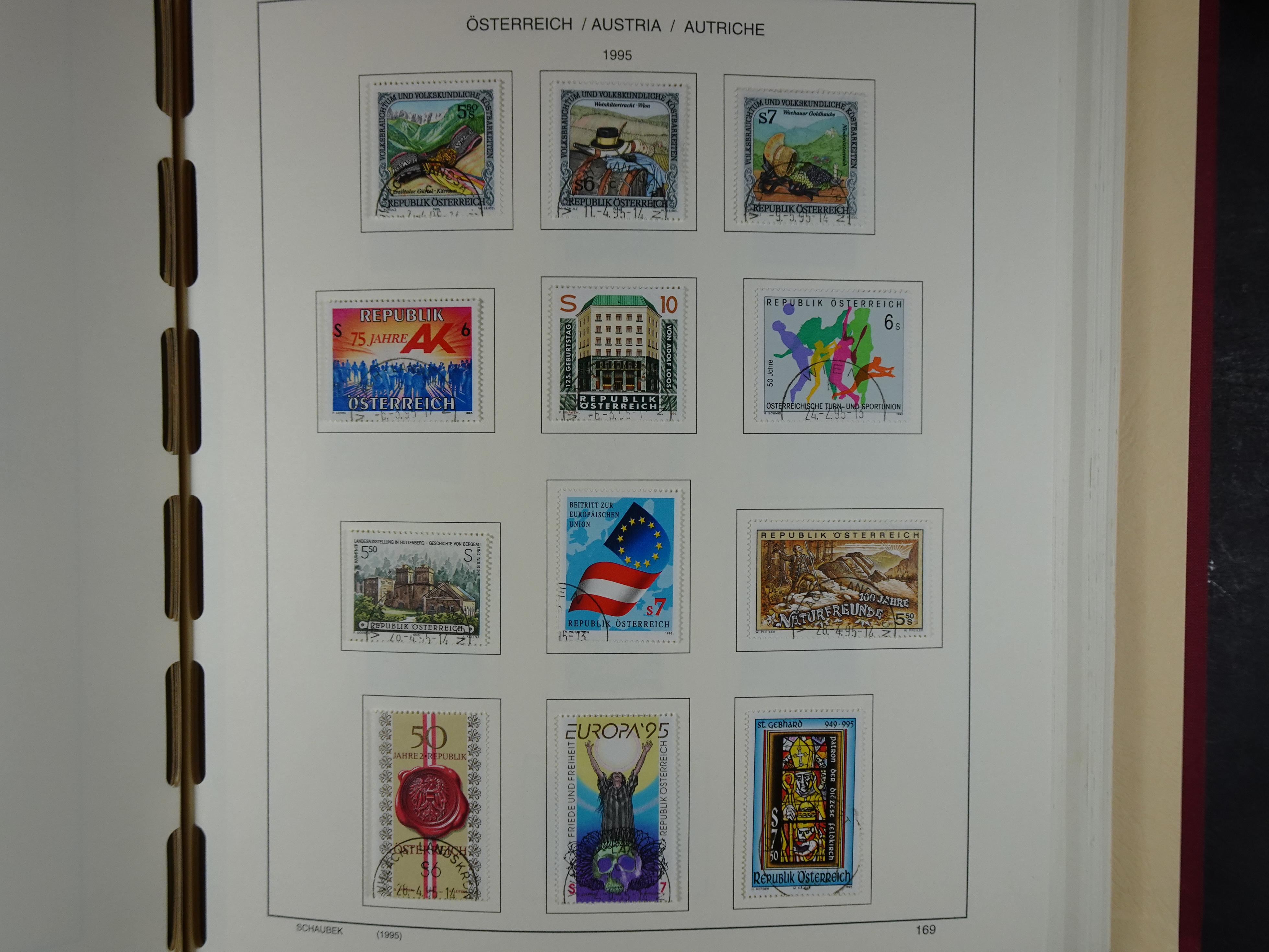 Mooie verzameling met klassiek veel extra's.
Zeer hoge cat waarde. 232