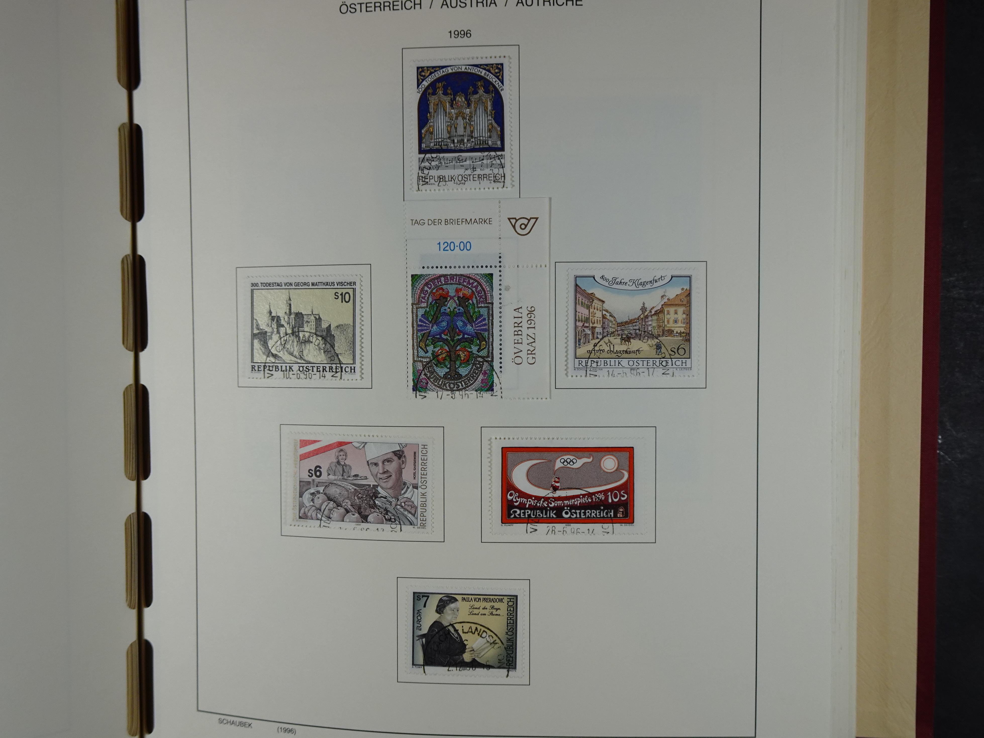 Mooie verzameling met klassiek veel extra's.
Zeer hoge cat waarde. 236