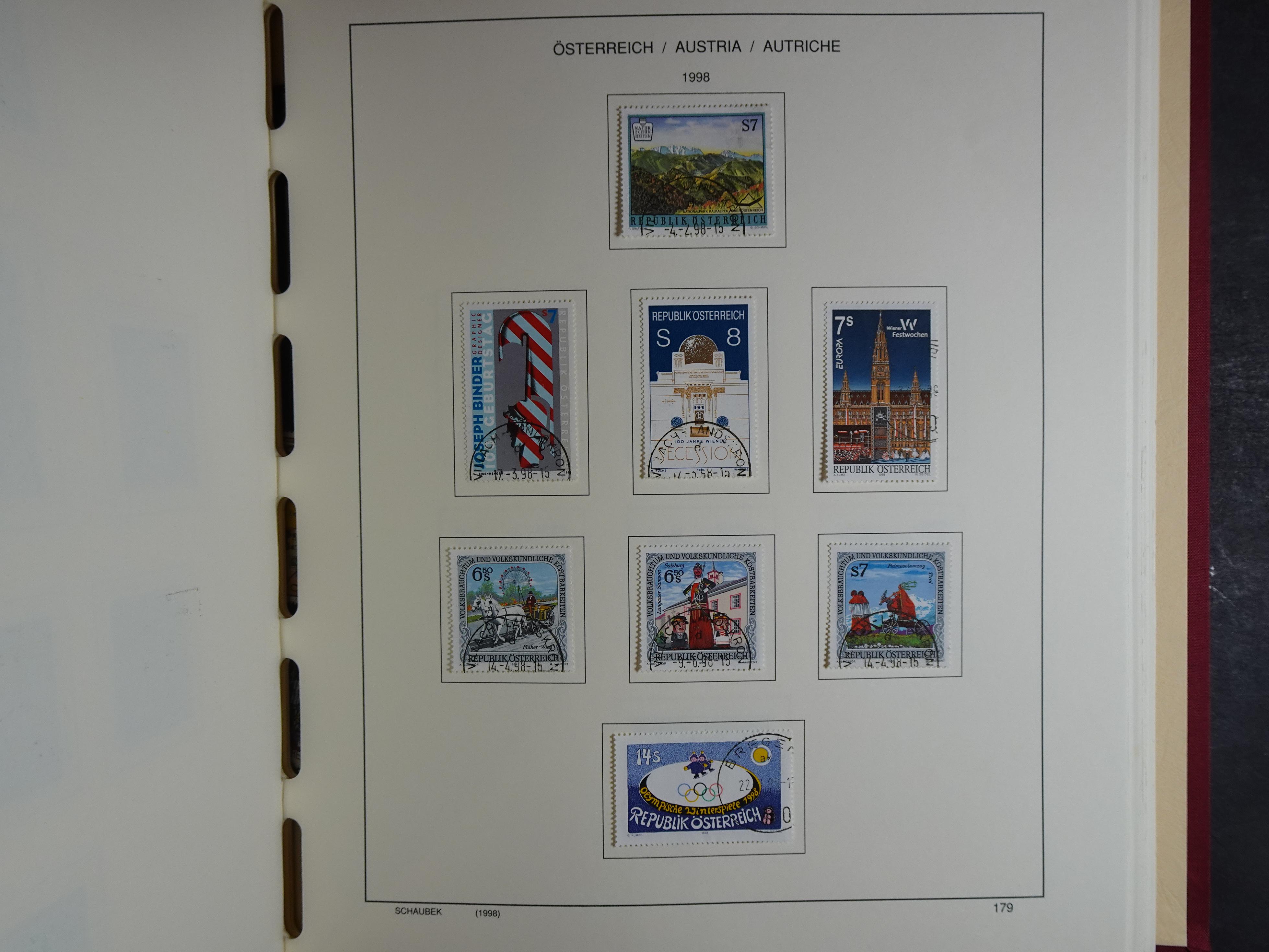 Mooie verzameling met klassiek veel extra's.
Zeer hoge cat waarde. 244