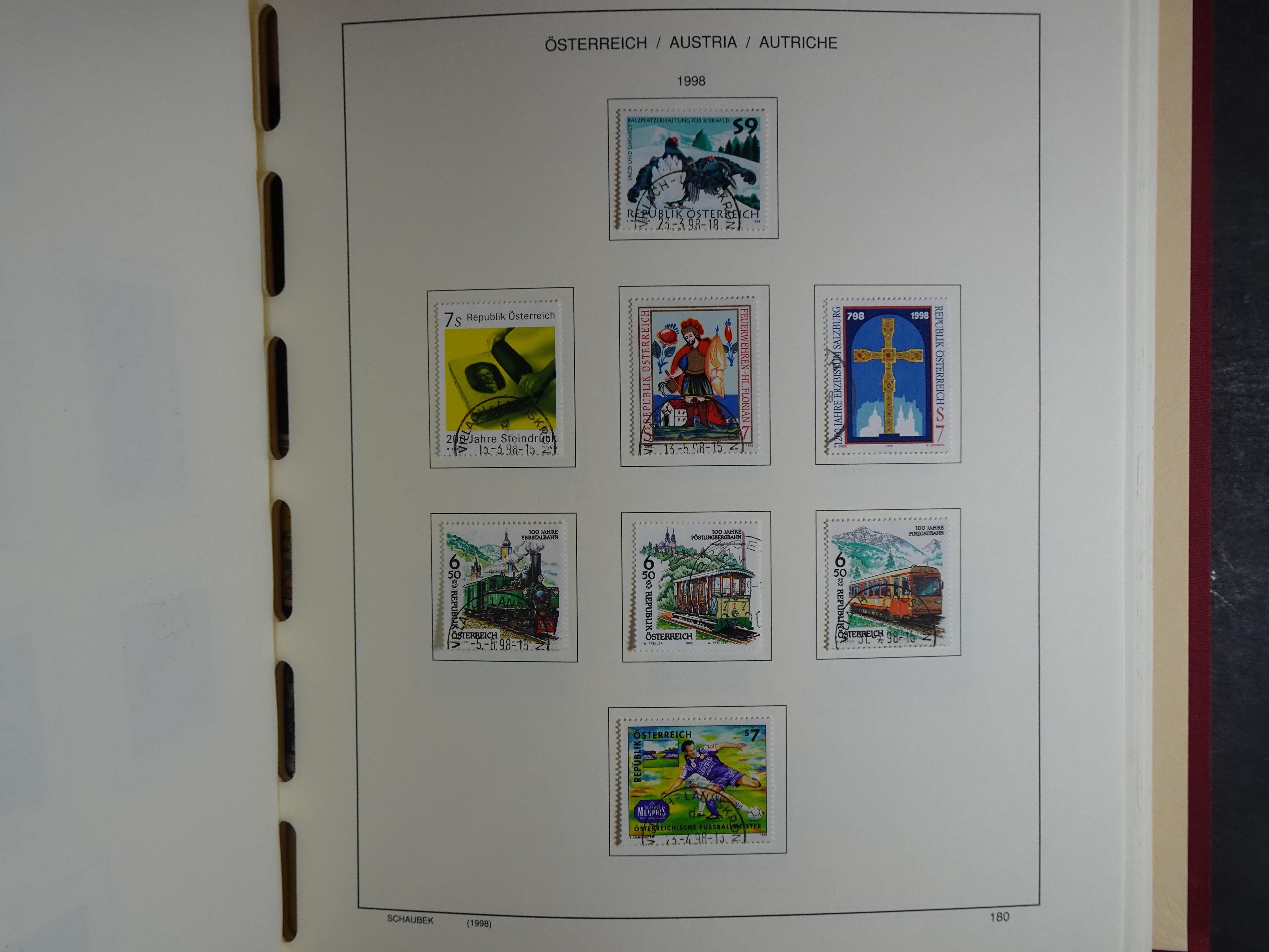 Mooie verzameling met klassiek veel extra's.
Zeer hoge cat waarde. 245