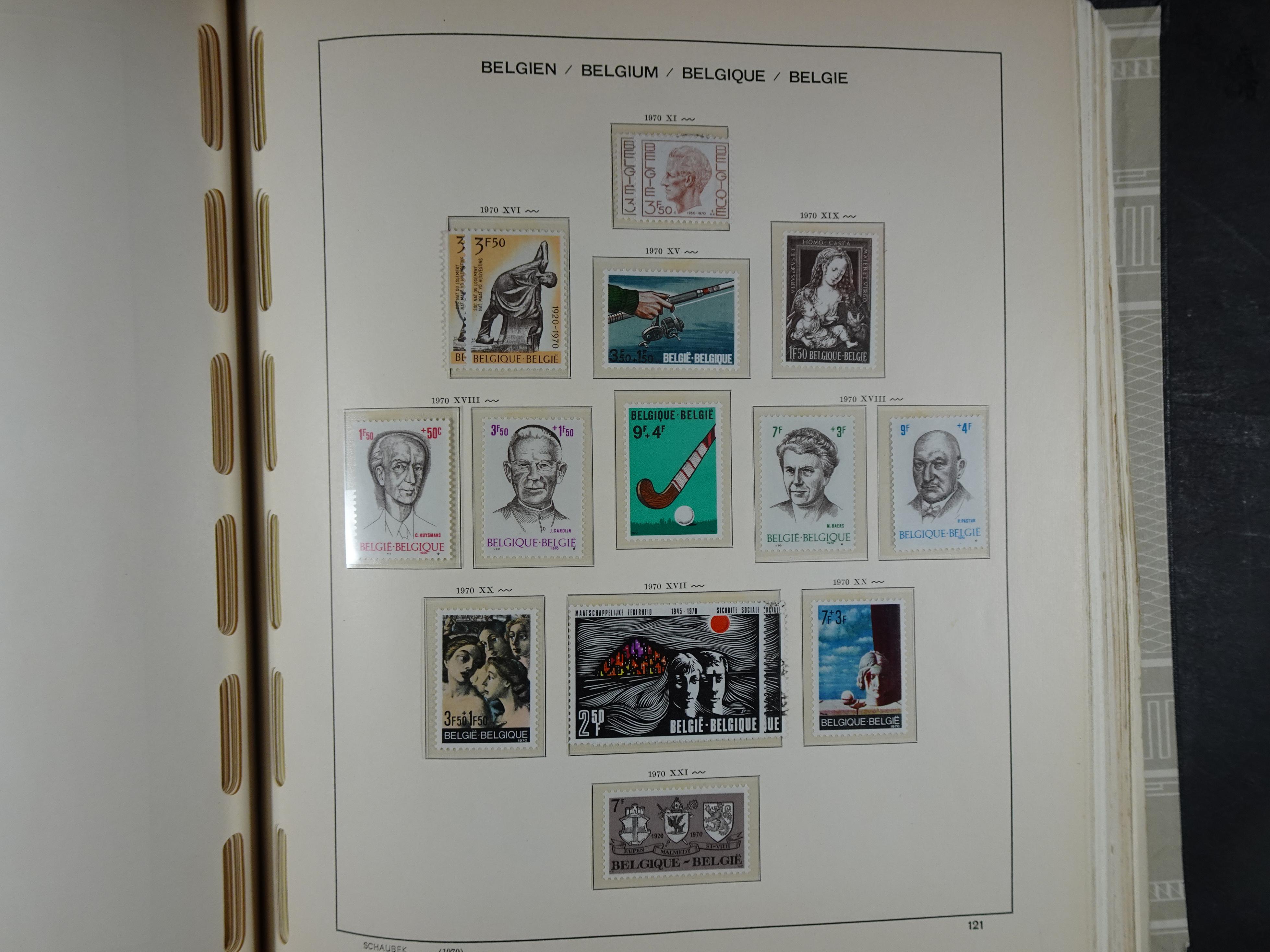 Oude KABE album met Europa letters A - D. 
Mooie verzameling veel beter materiaal. 121