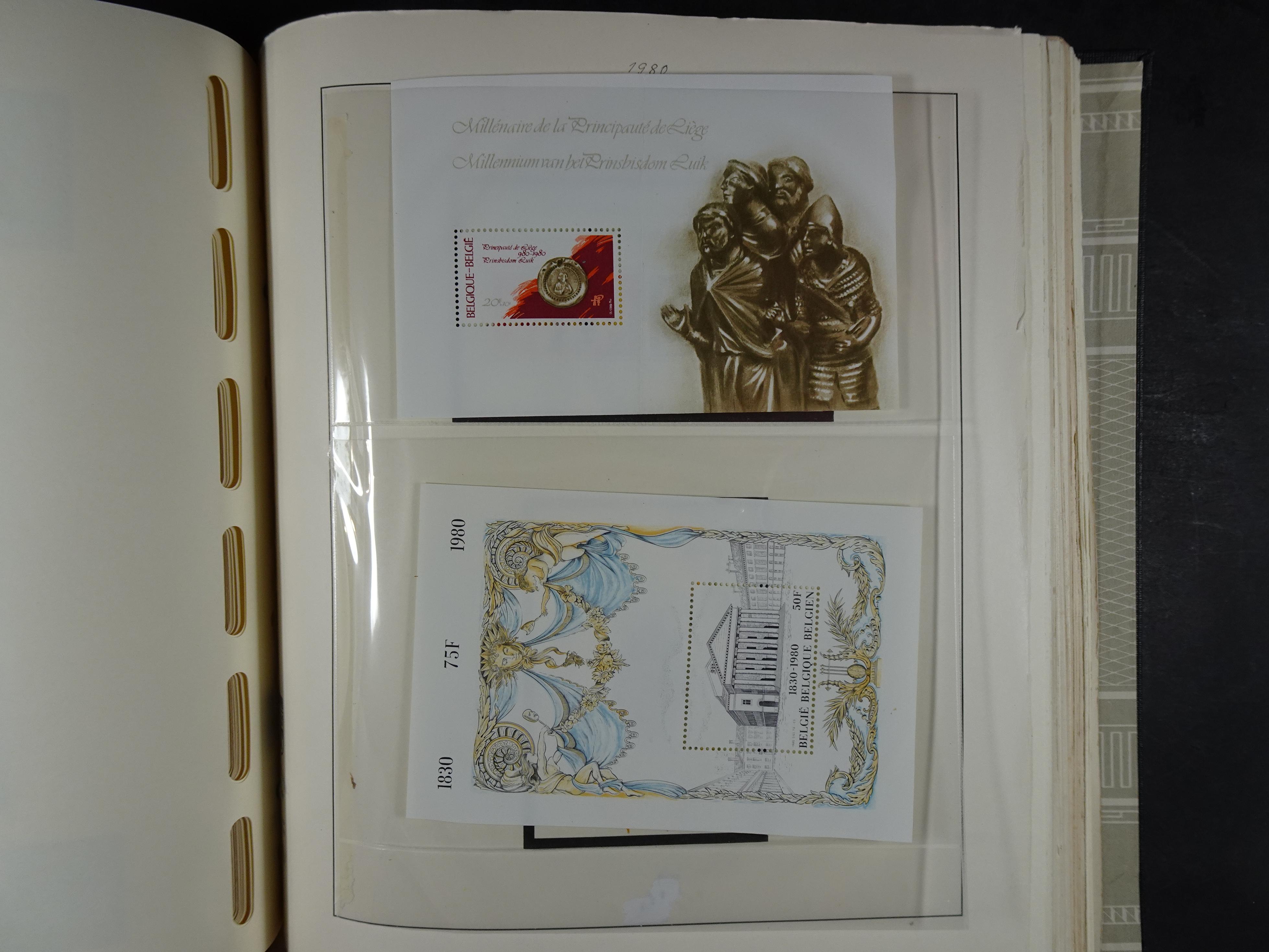 Oude KABE album met Europa letters A - D. 
Mooie verzameling veel beter materiaal. 137