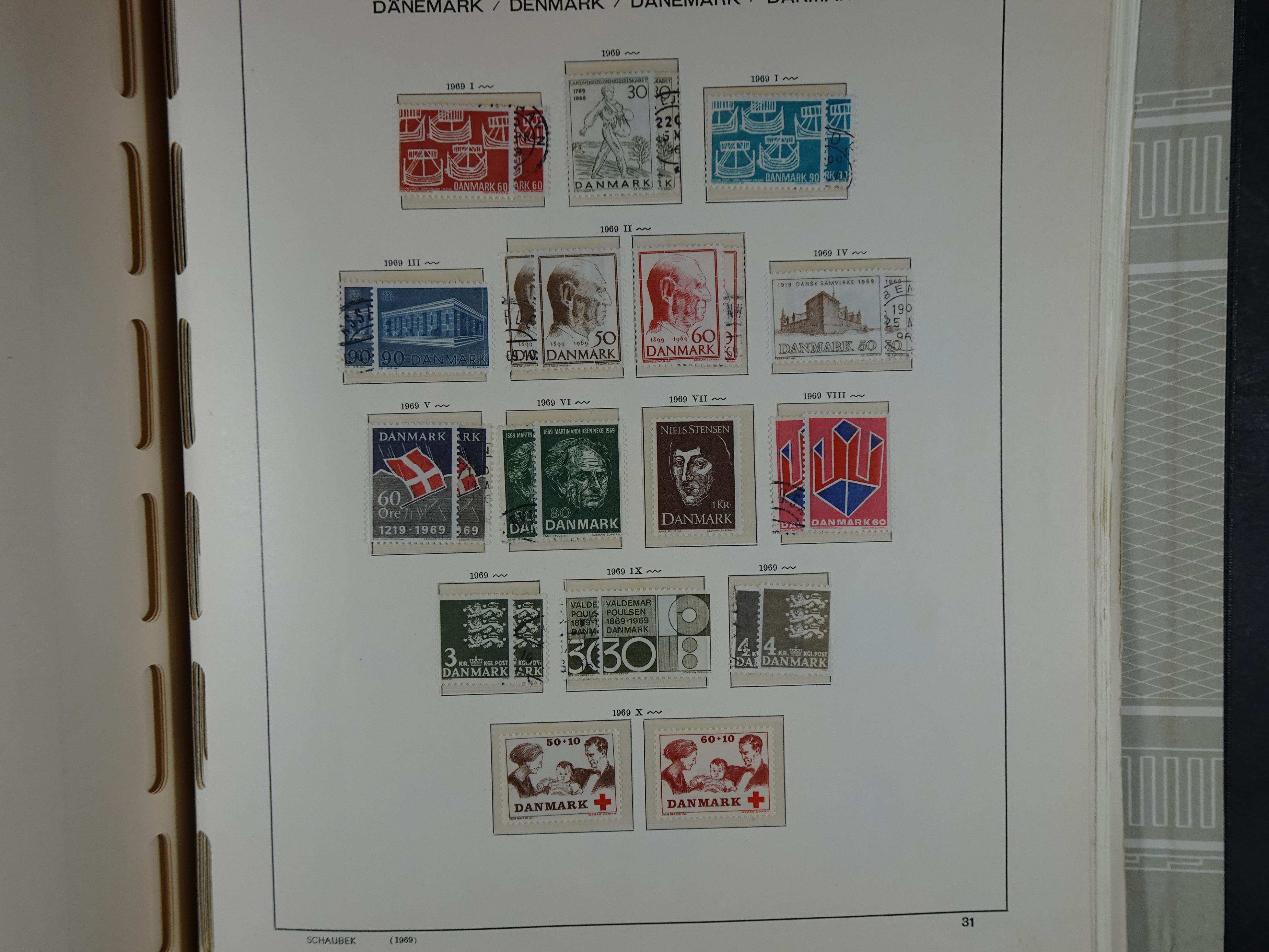 Oude KABE album met Europa letters A - D. 
Mooie verzameling veel beter materiaal. 181