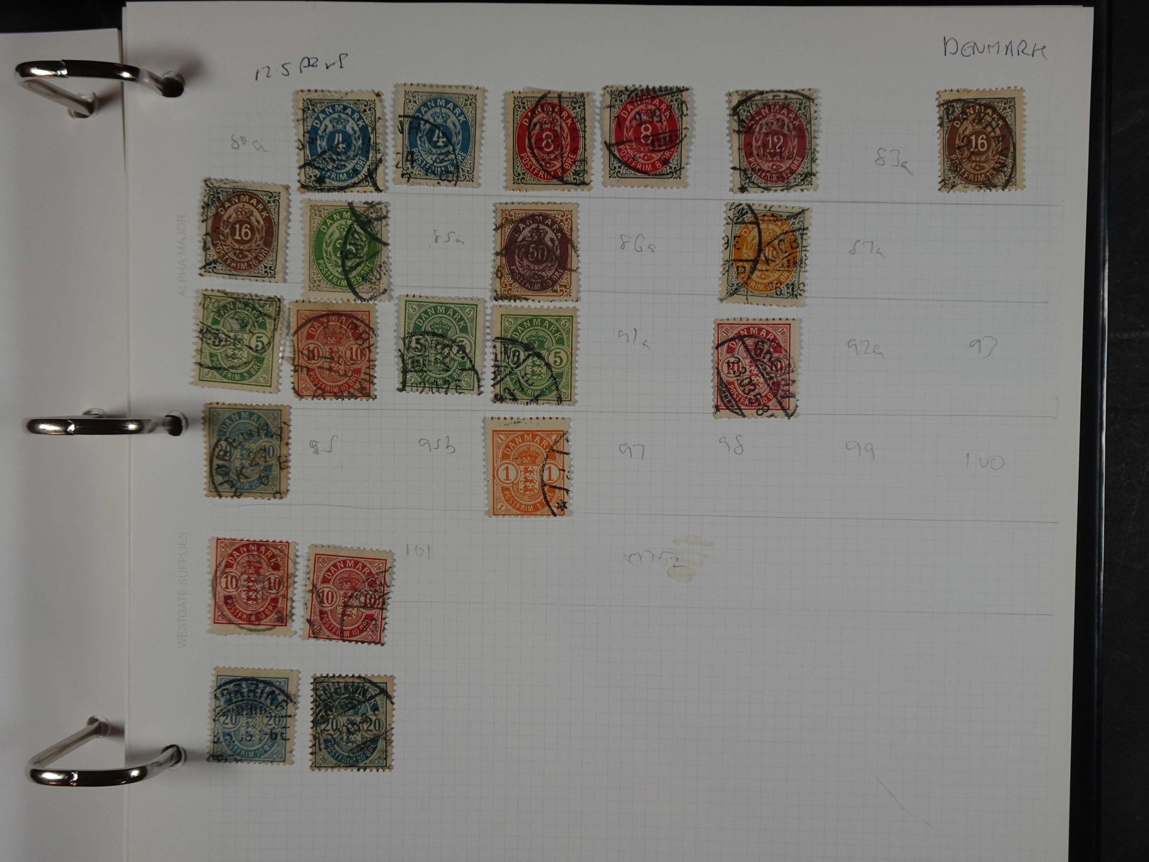 Mooie deels gespecialiseerde verzameling wel rommelig geheel met hoge waarde.  11