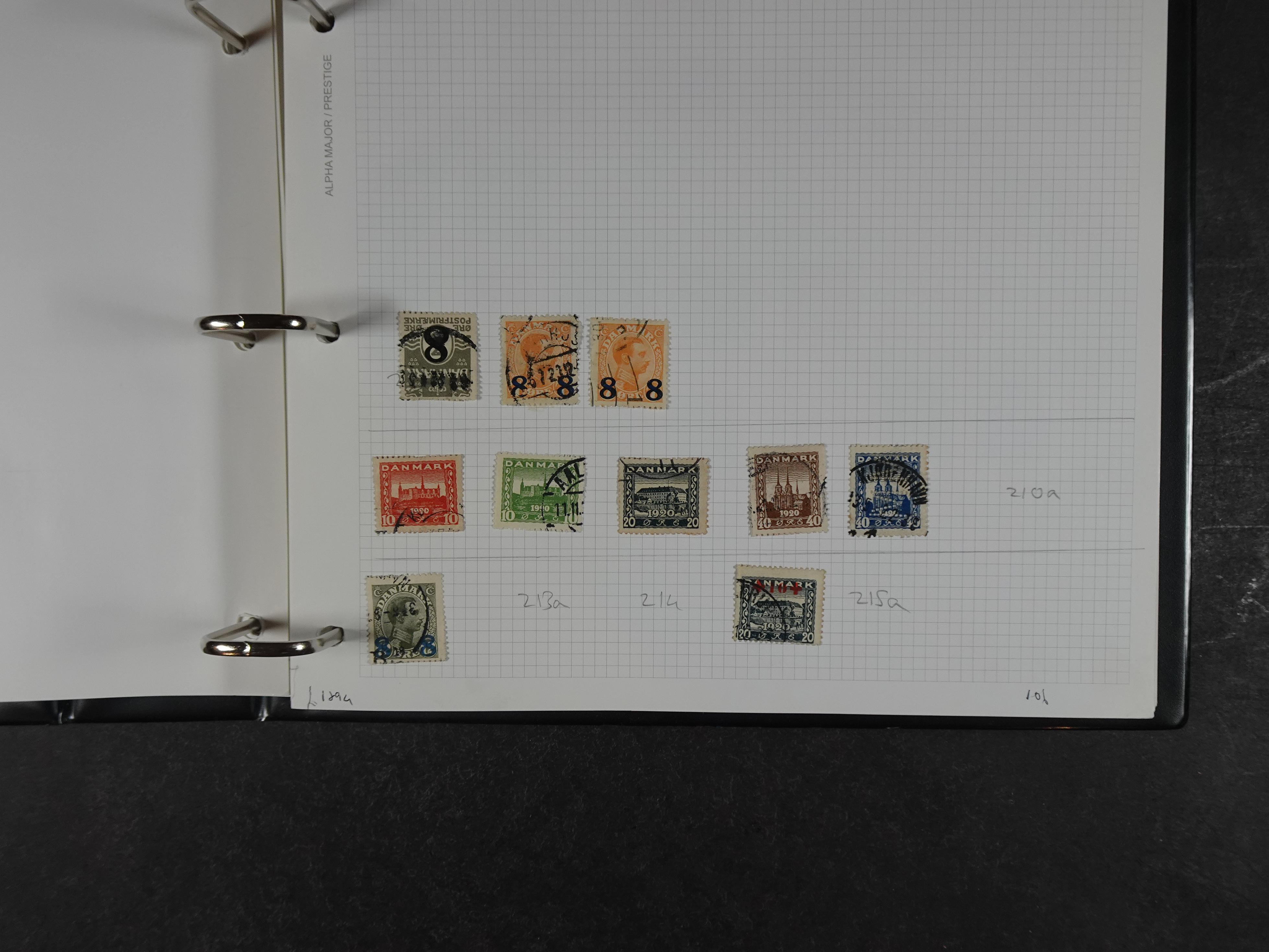 Mooie deels gespecialiseerde verzameling wel rommelig geheel met hoge waarde.  17