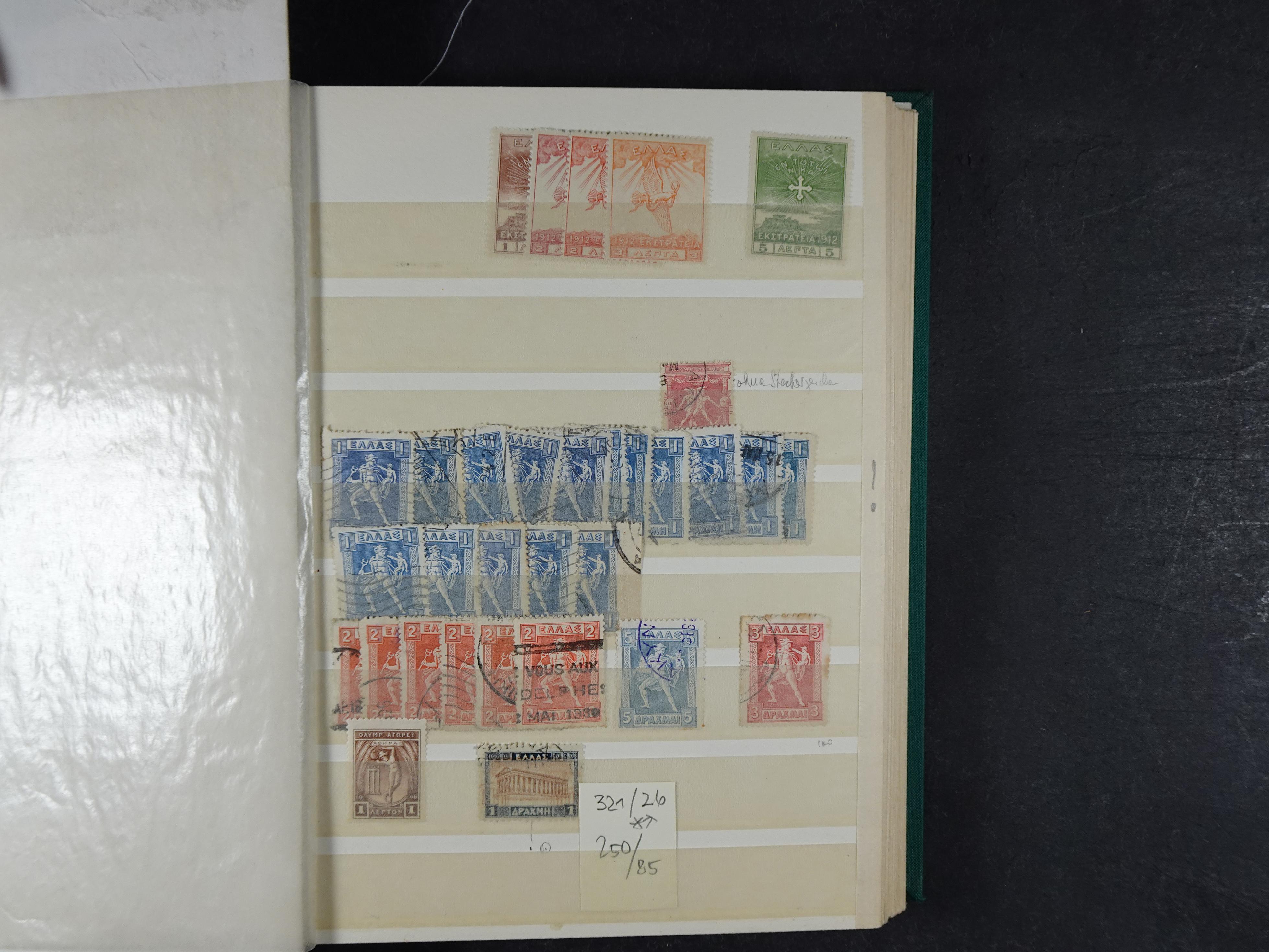 Leuke partij met veel Hermes koppen en betere luchtpost. 5