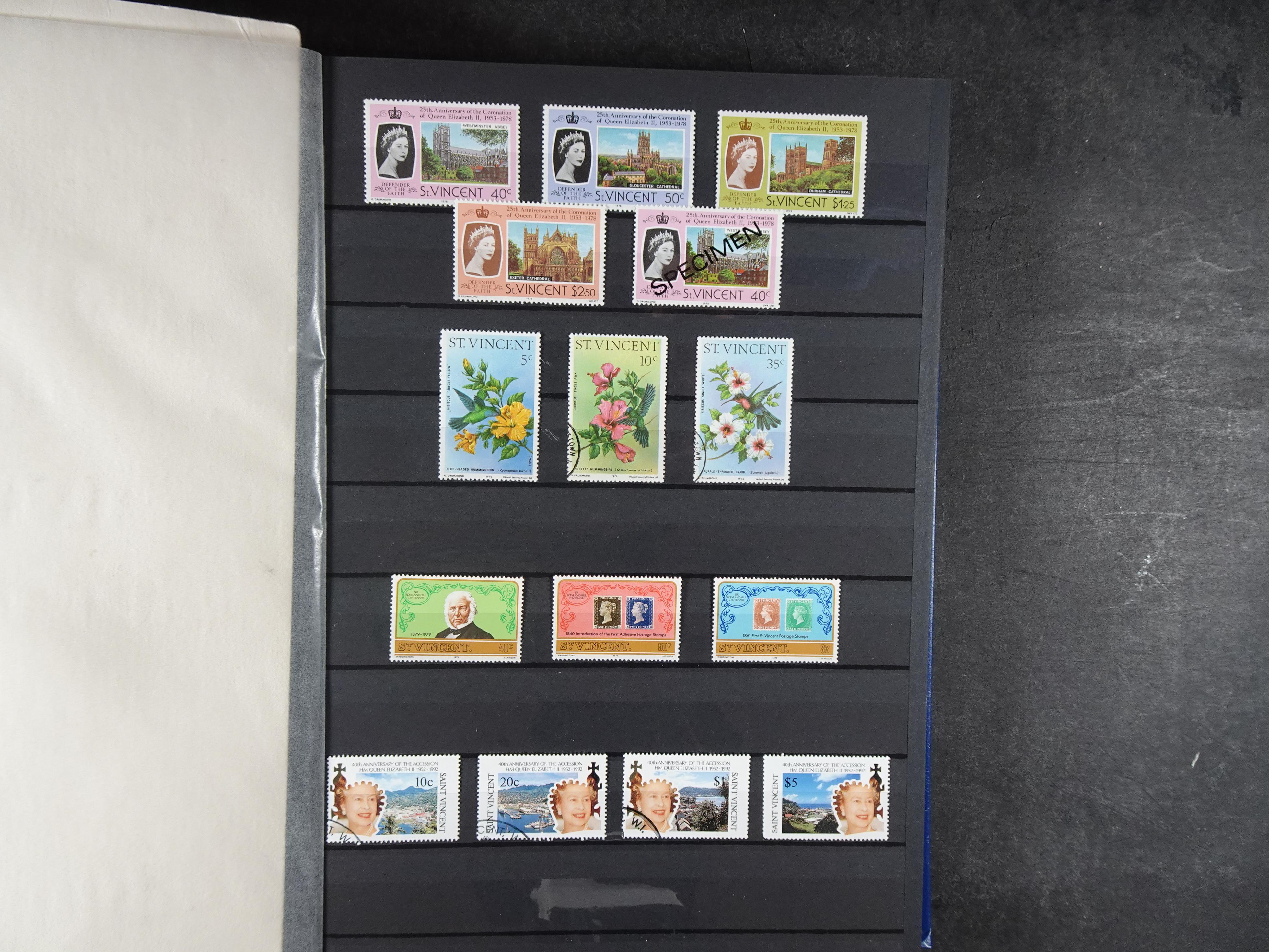 Leuke verzameling veel dubbel op elkaar gestoken aanwezig. 20