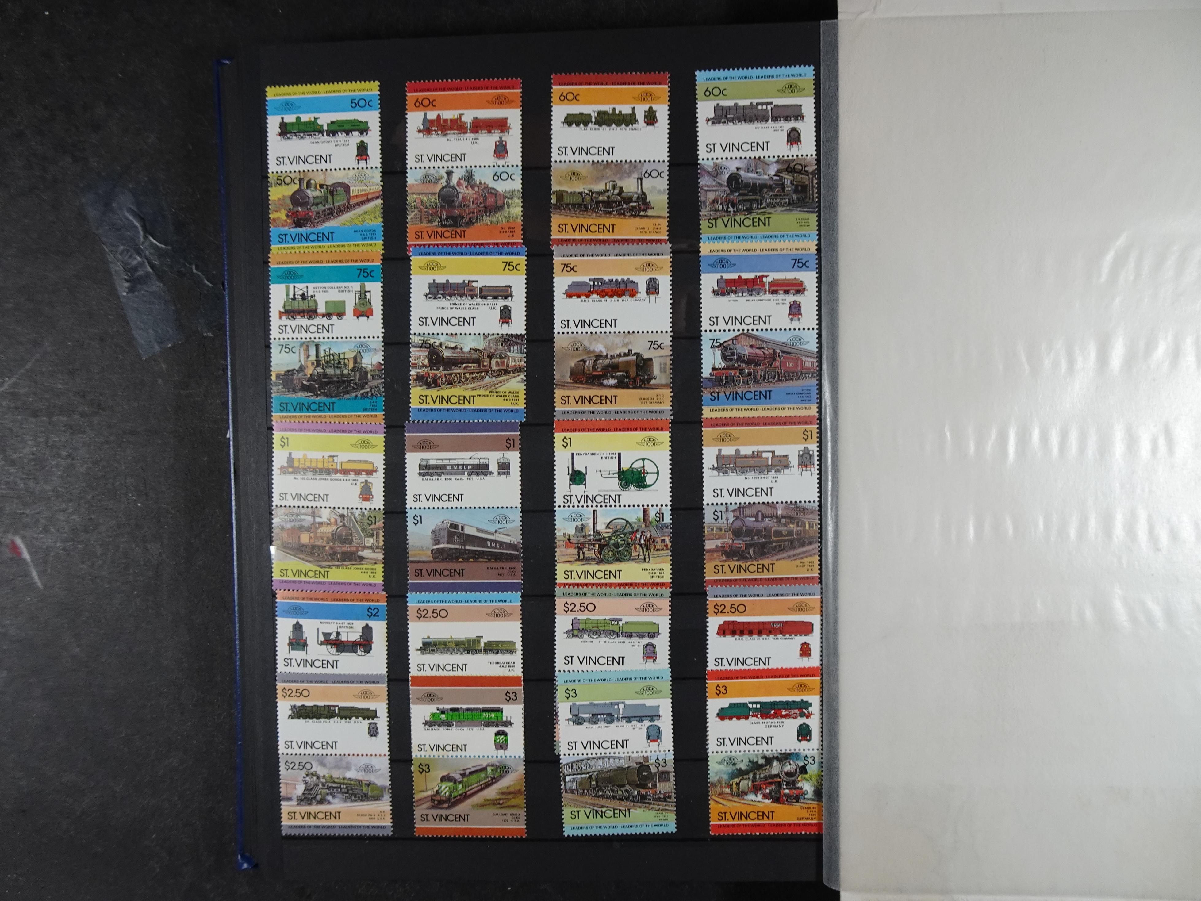 Leuke verzameling veel dubbel op elkaar gestoken aanwezig. 34