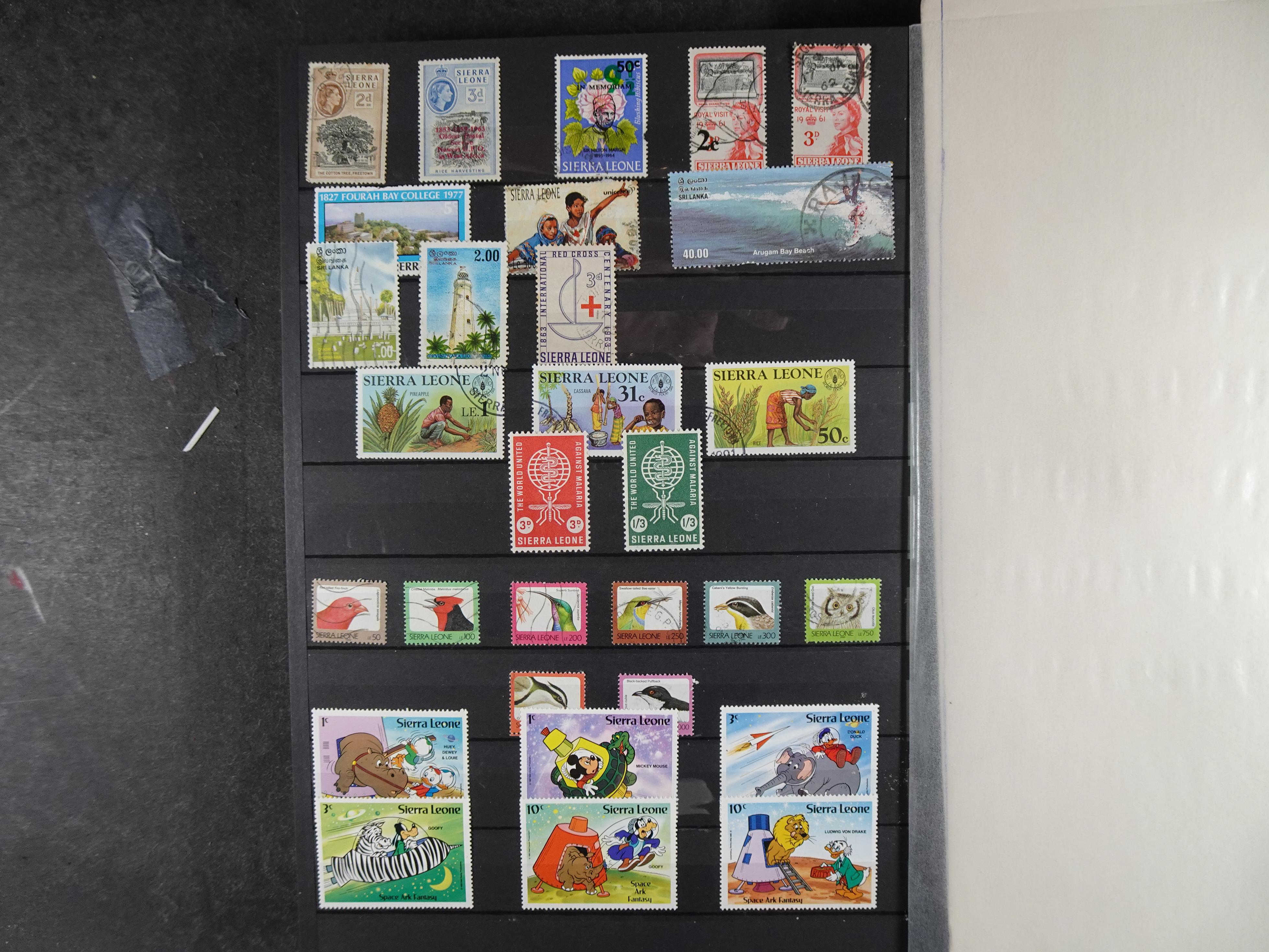 Leuke verzameling veel dubbel op elkaar gestoken aanwezig. 53