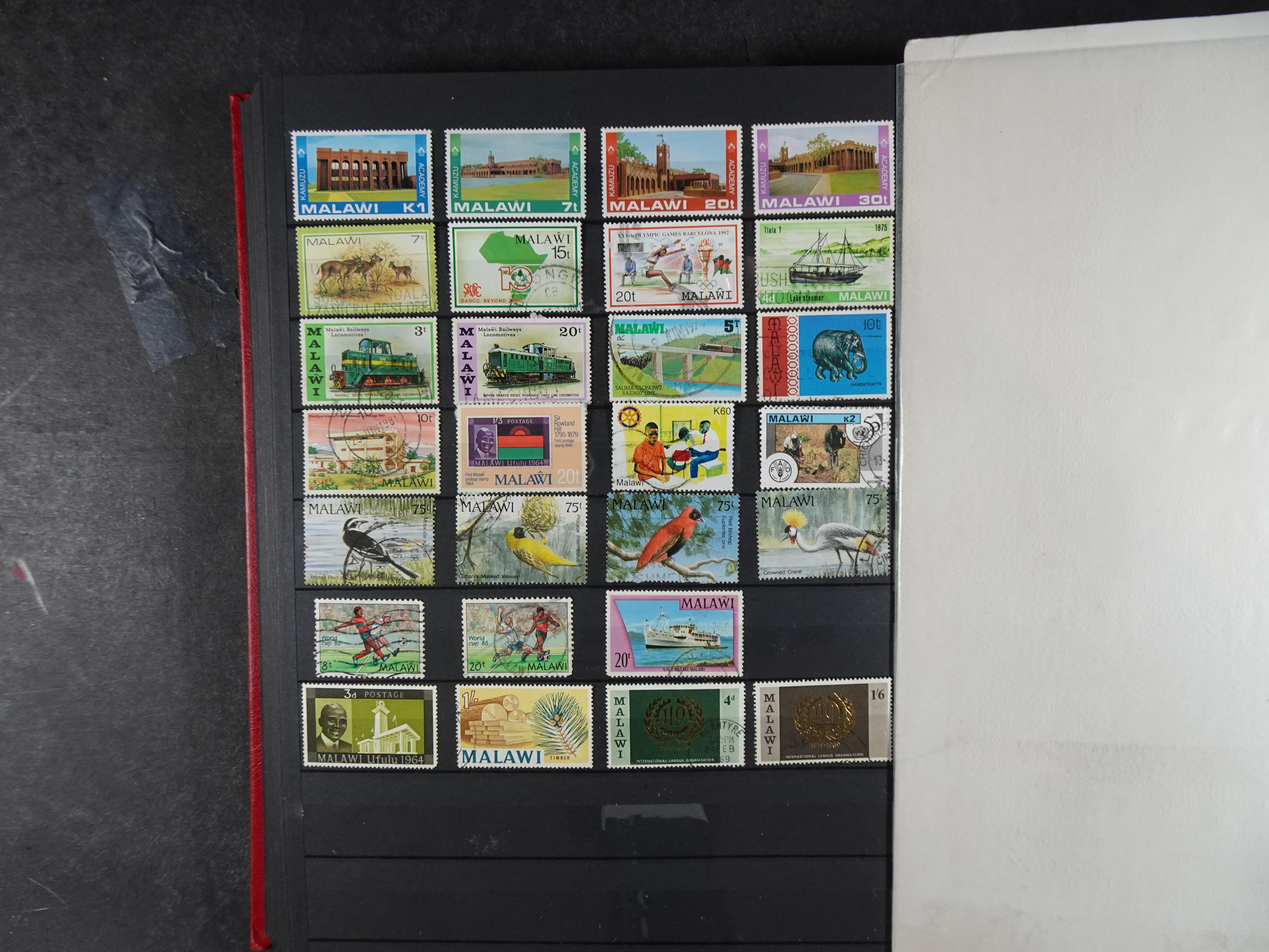 Mooie verzameling vaak dubbel op elkaar gestoken. 44