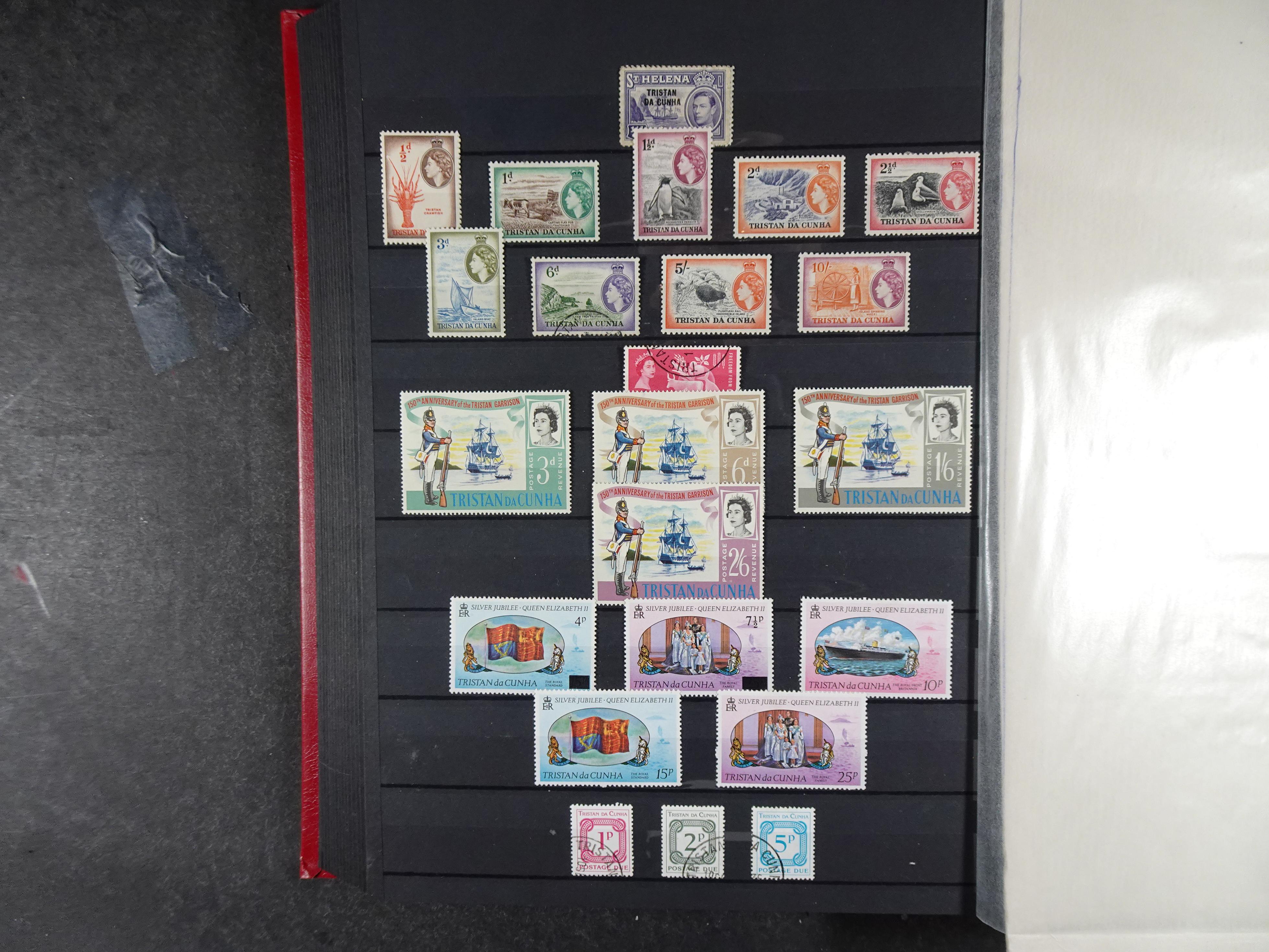 Leuke verzameling veel dubbel op elkaar gestoken. 28