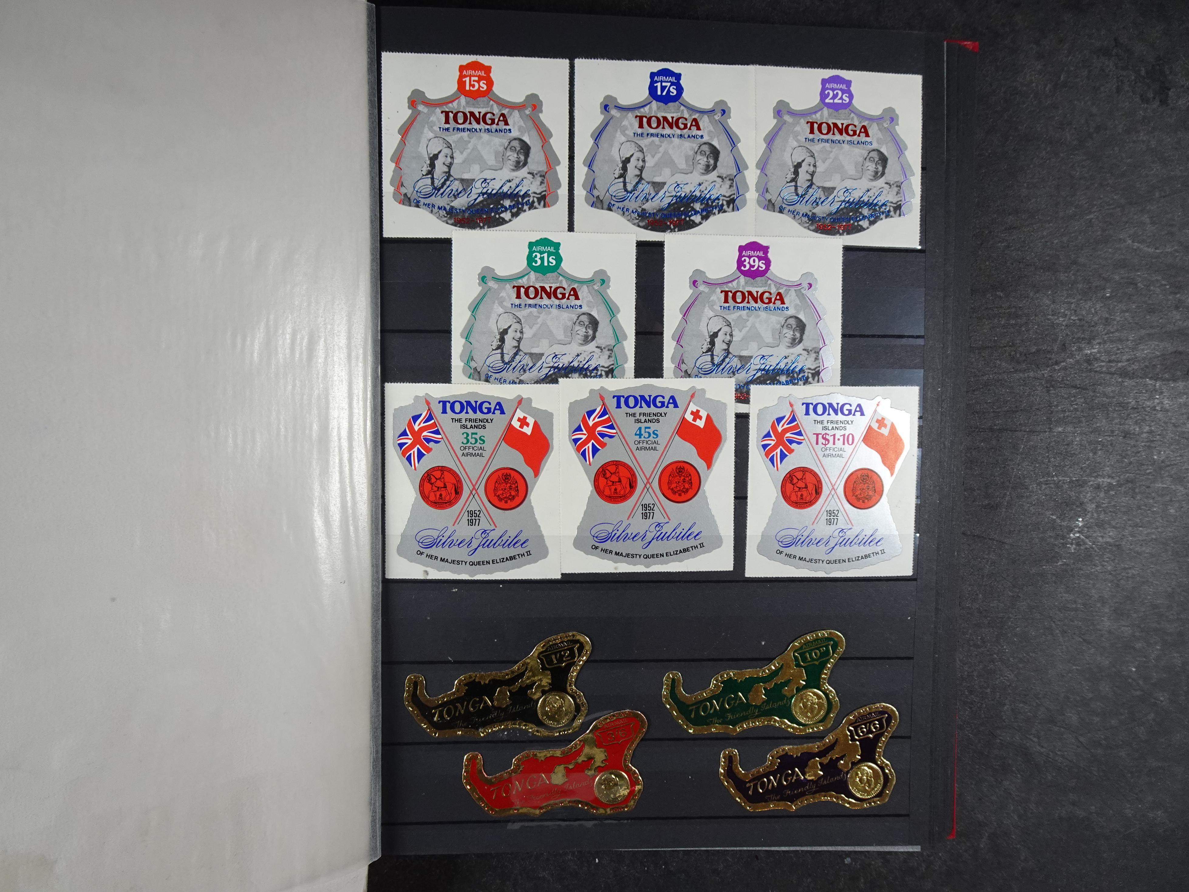 Leuke verzameling veel dubbel op elkaar gestoken. 33