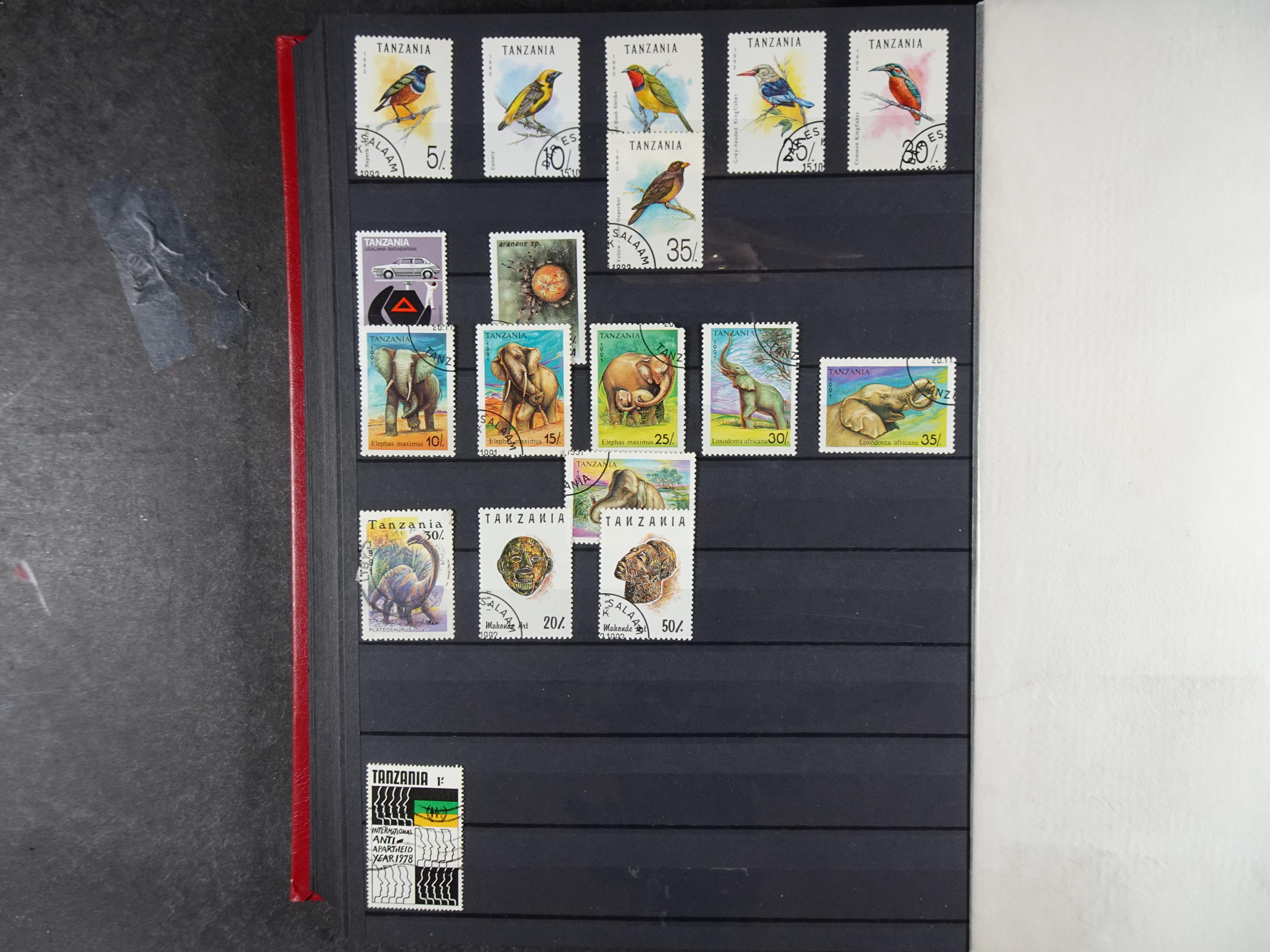 Leuke verzameling veel dubbel op elkaar gestoken. 51