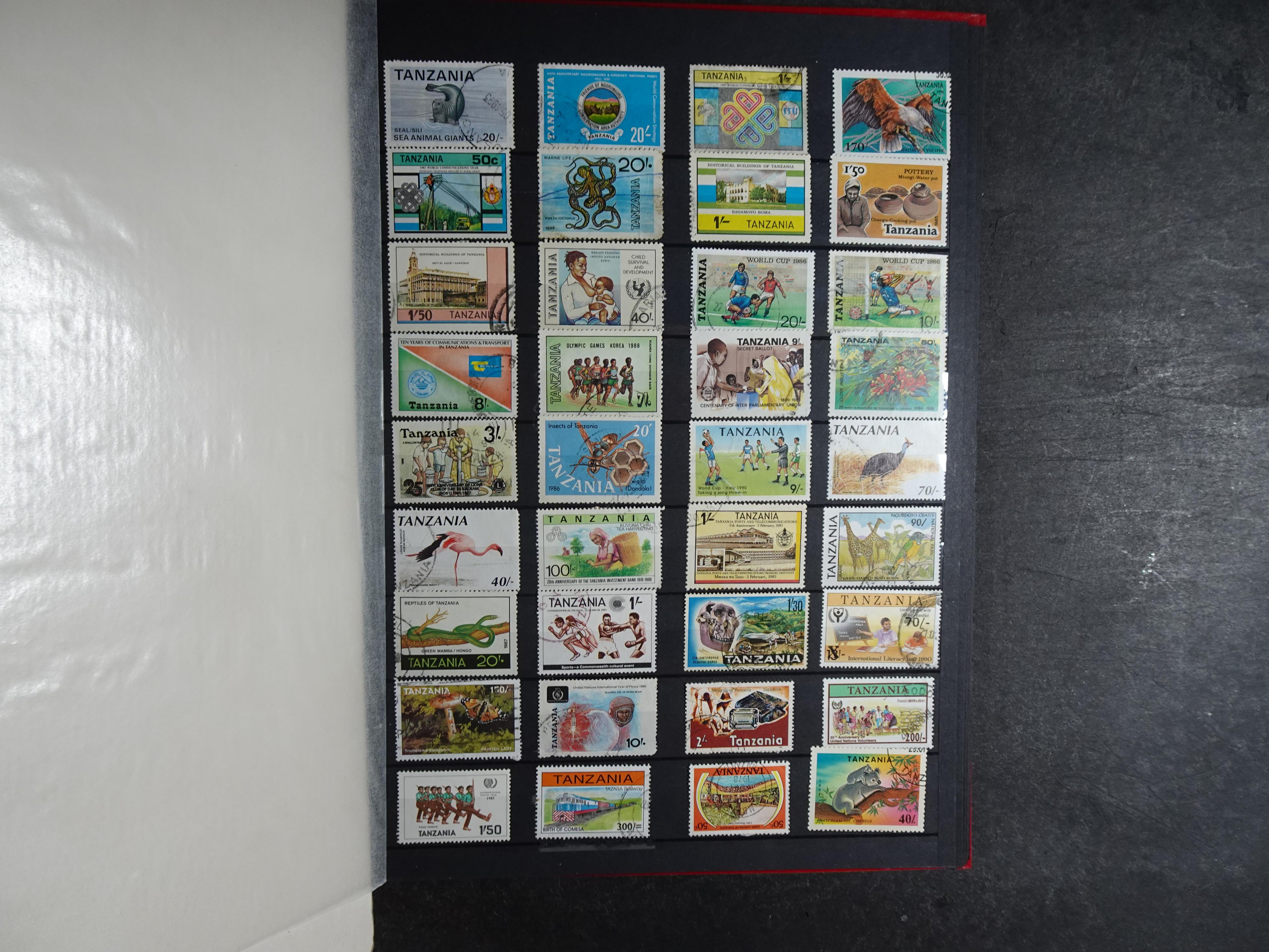 Leuke verzameling veel dubbel op elkaar gestoken. 52