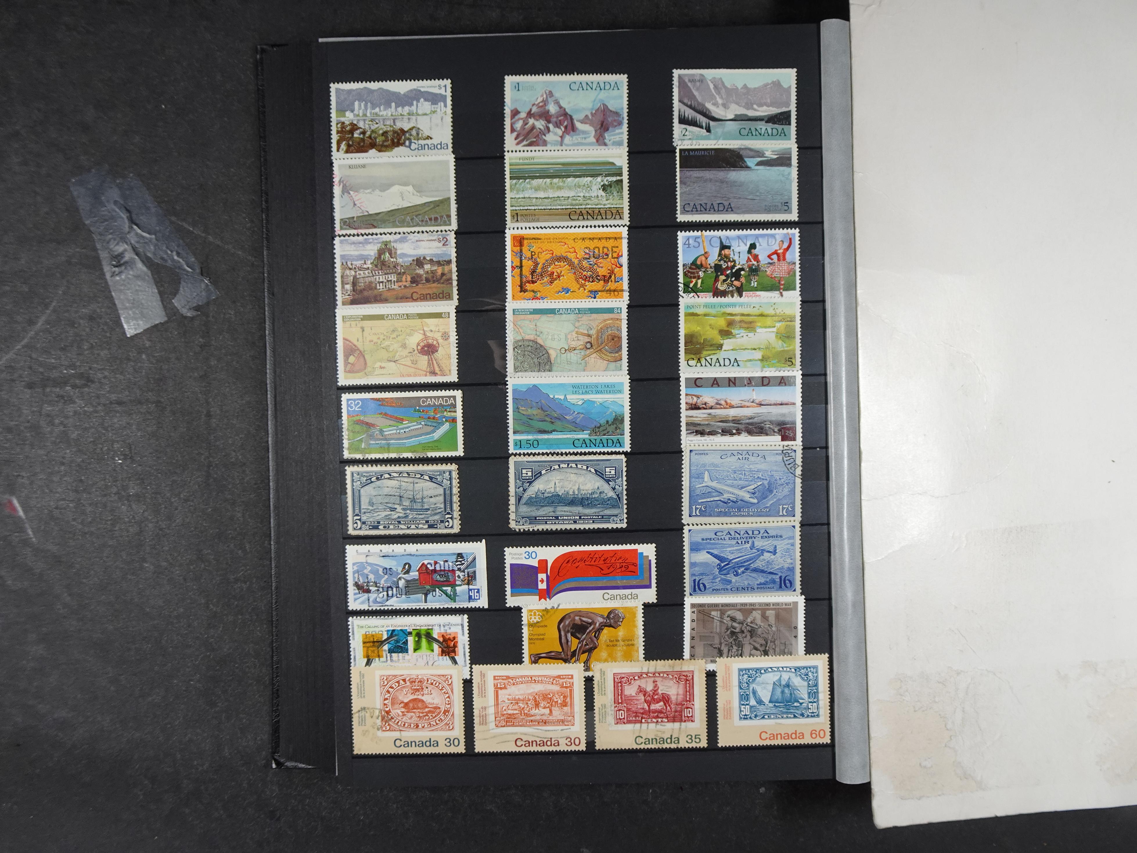 + Newfoundland veel dubbel op elkaar gestoken, mooie verzameling. 30