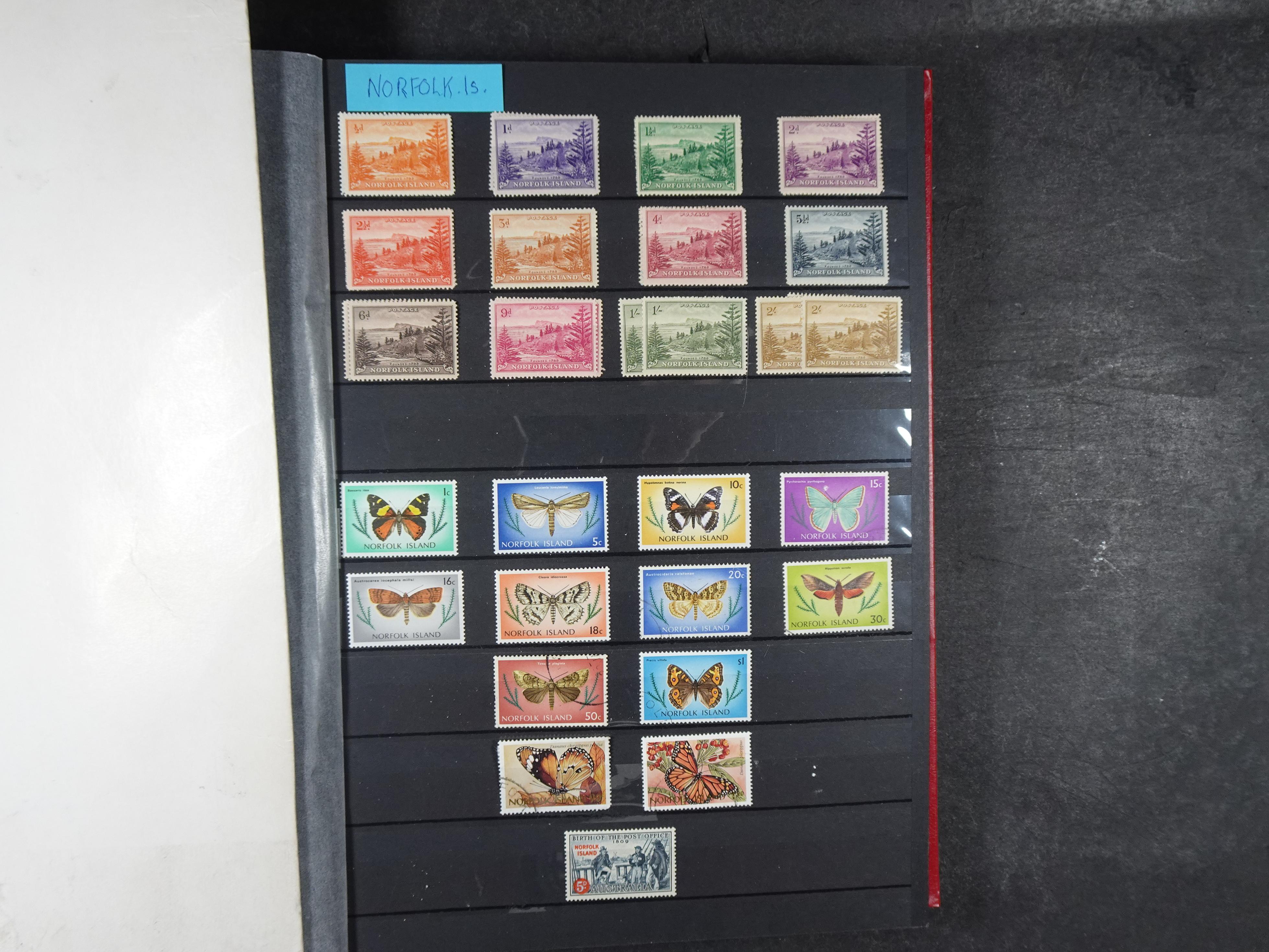 O.A.Hong Kong goed aanwezig vaak dubbel op elkaar gestoken, hoge waarde. 23