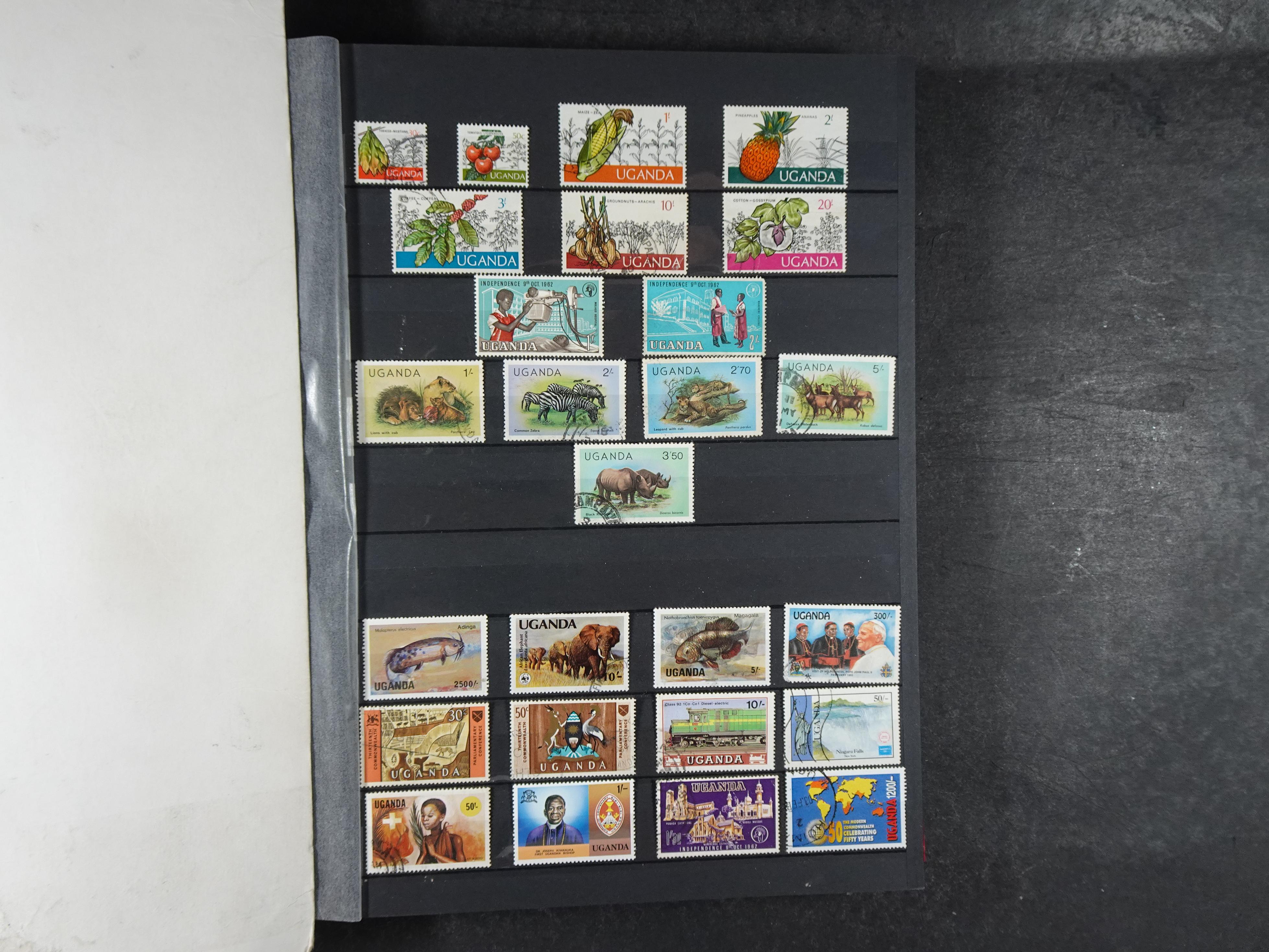 T t/m Z + extra leuke verzameling veel dubbel op elkaar gestoken.  17