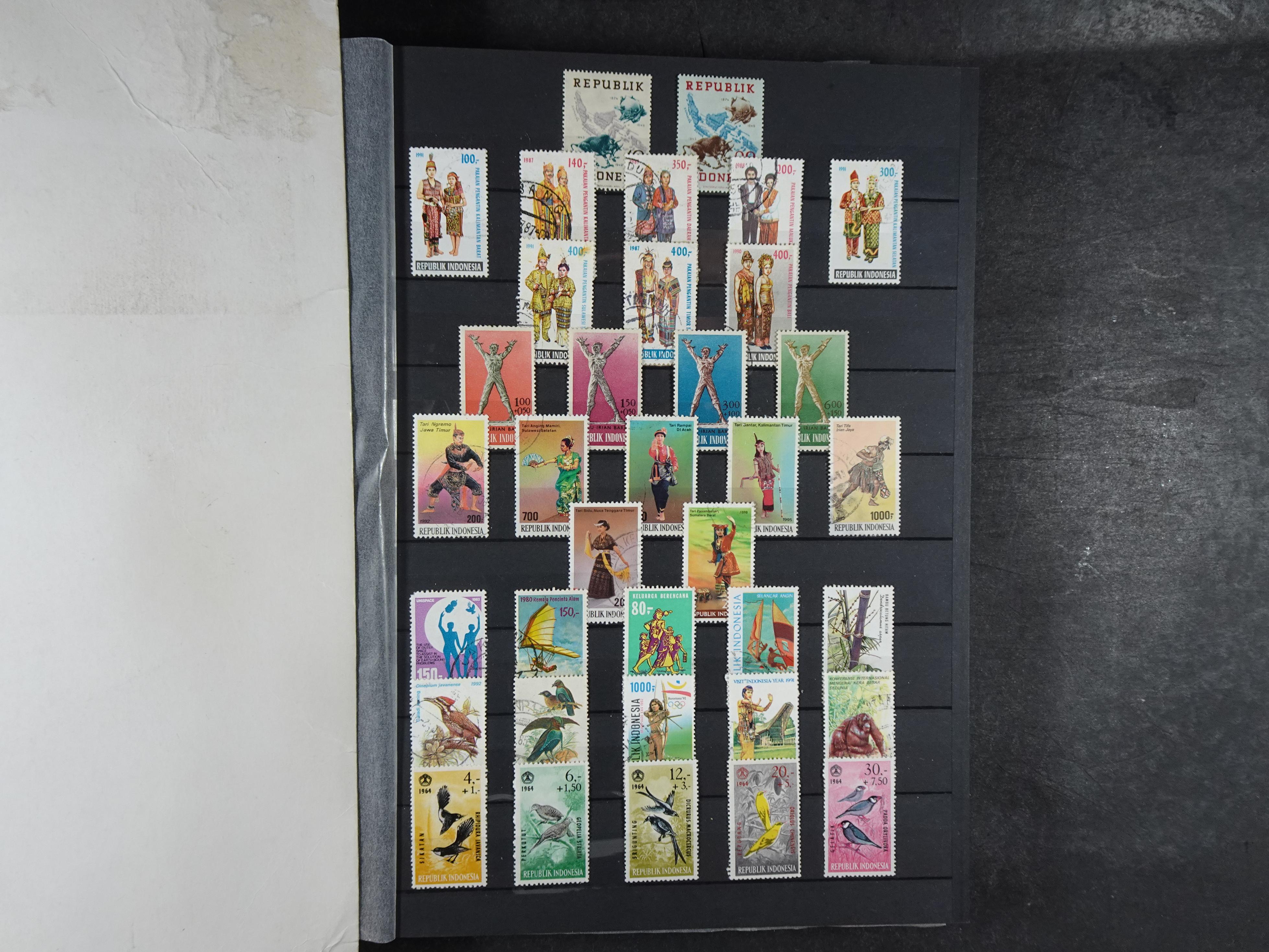 Leuke collectie met veel beter materiaal. 13