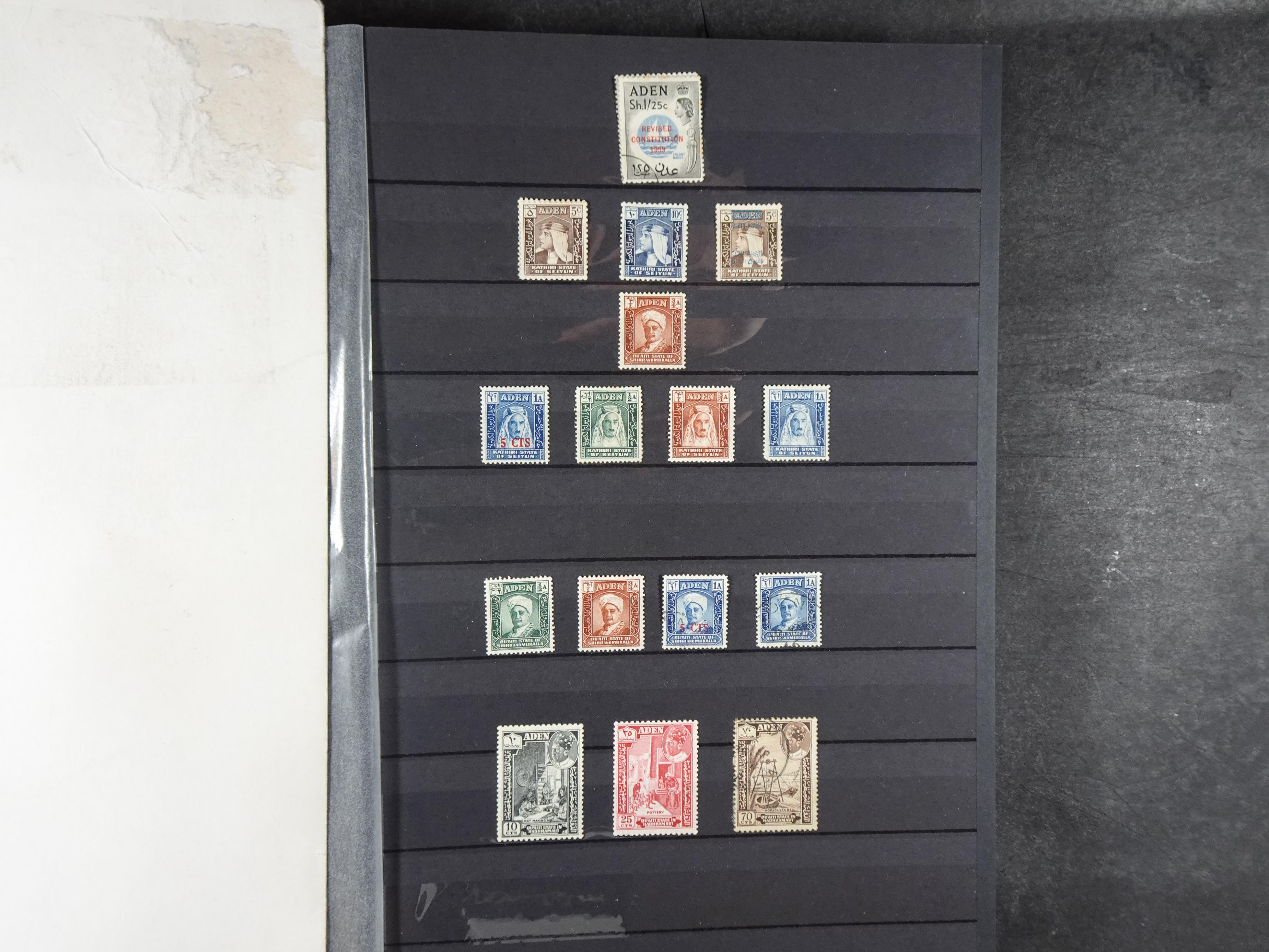 Leuke verzameling vaak dubbel over elkaar gestoken aanwezig.  5