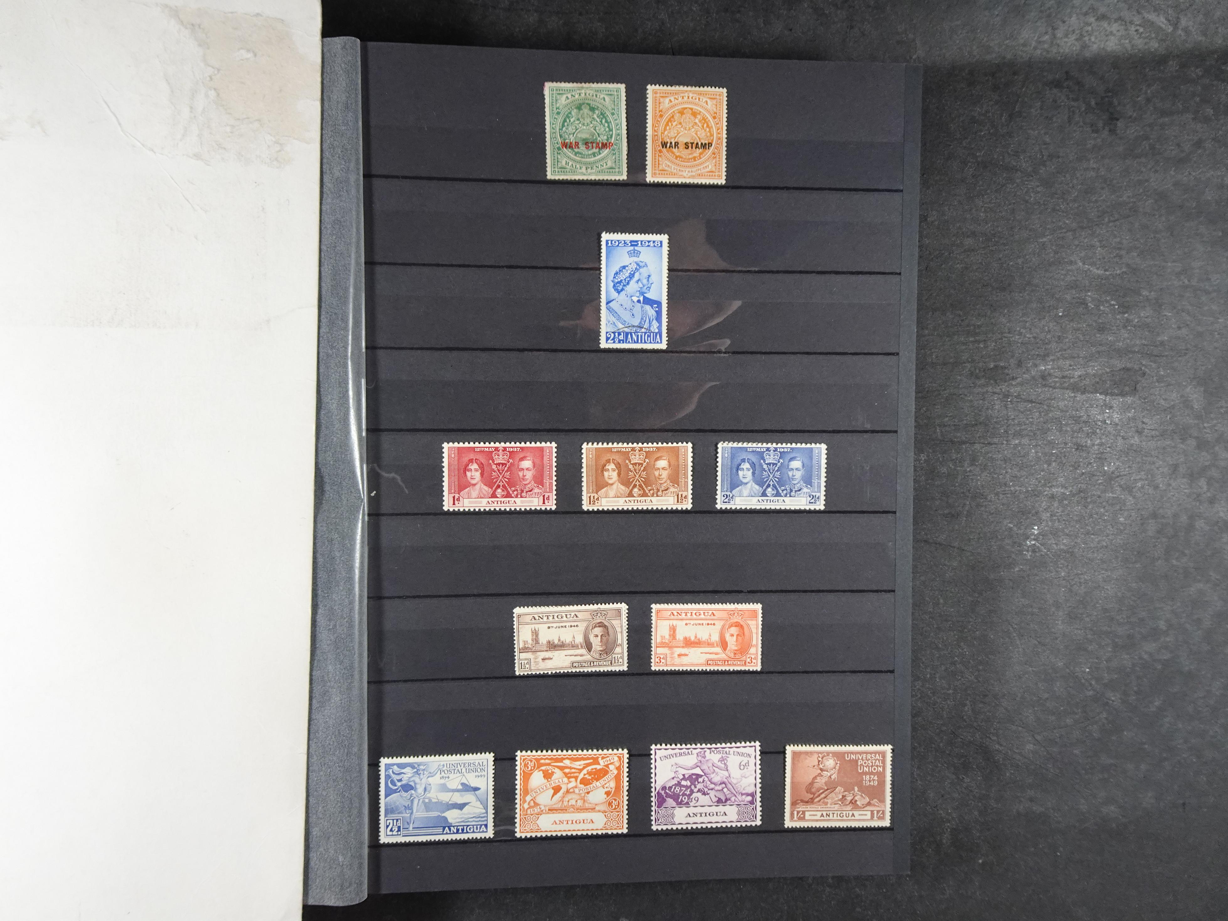 Leuke verzameling vaak dubbel over elkaar gestoken aanwezig.  7