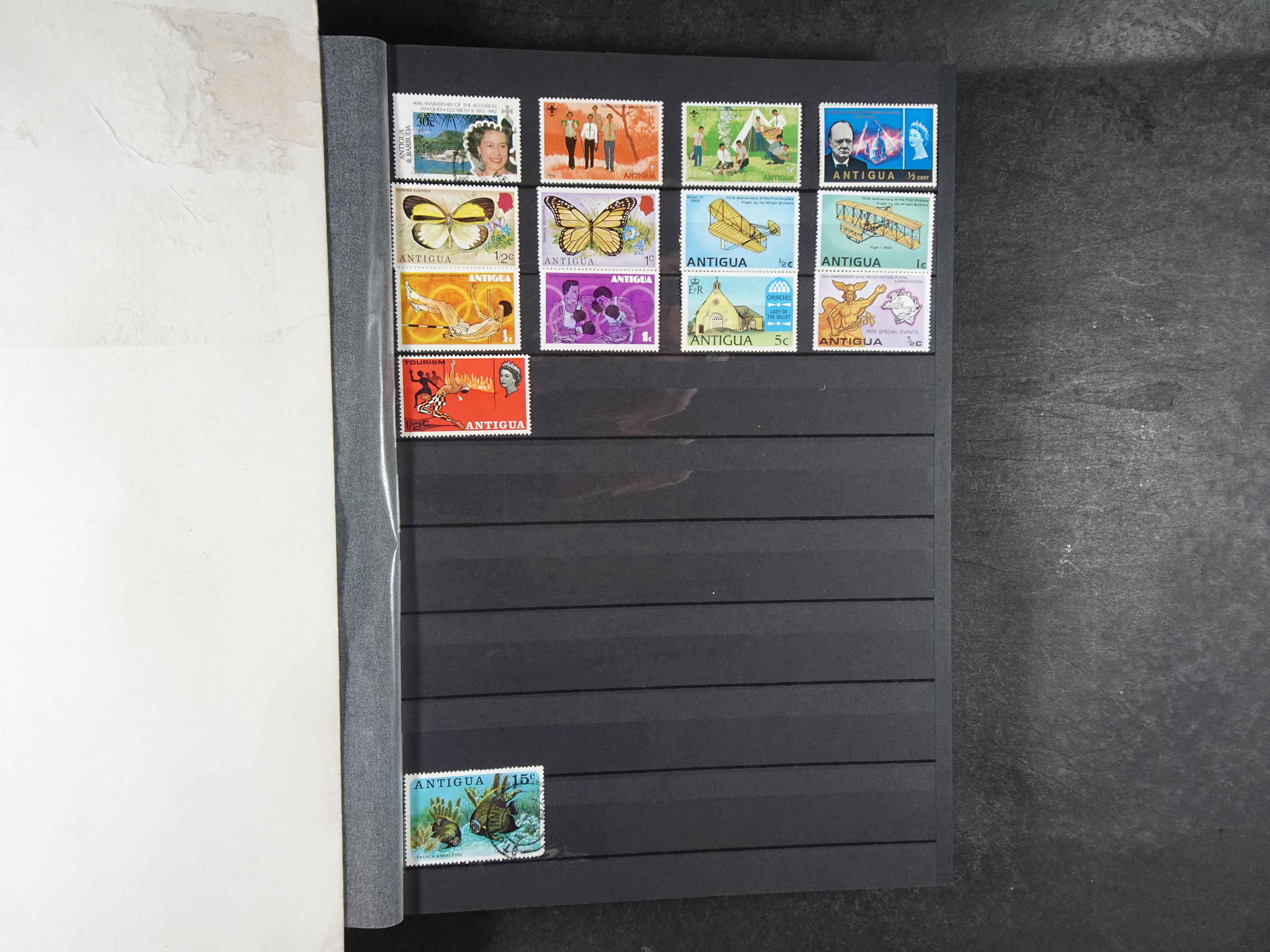 Leuke verzameling vaak dubbel over elkaar gestoken aanwezig.  13