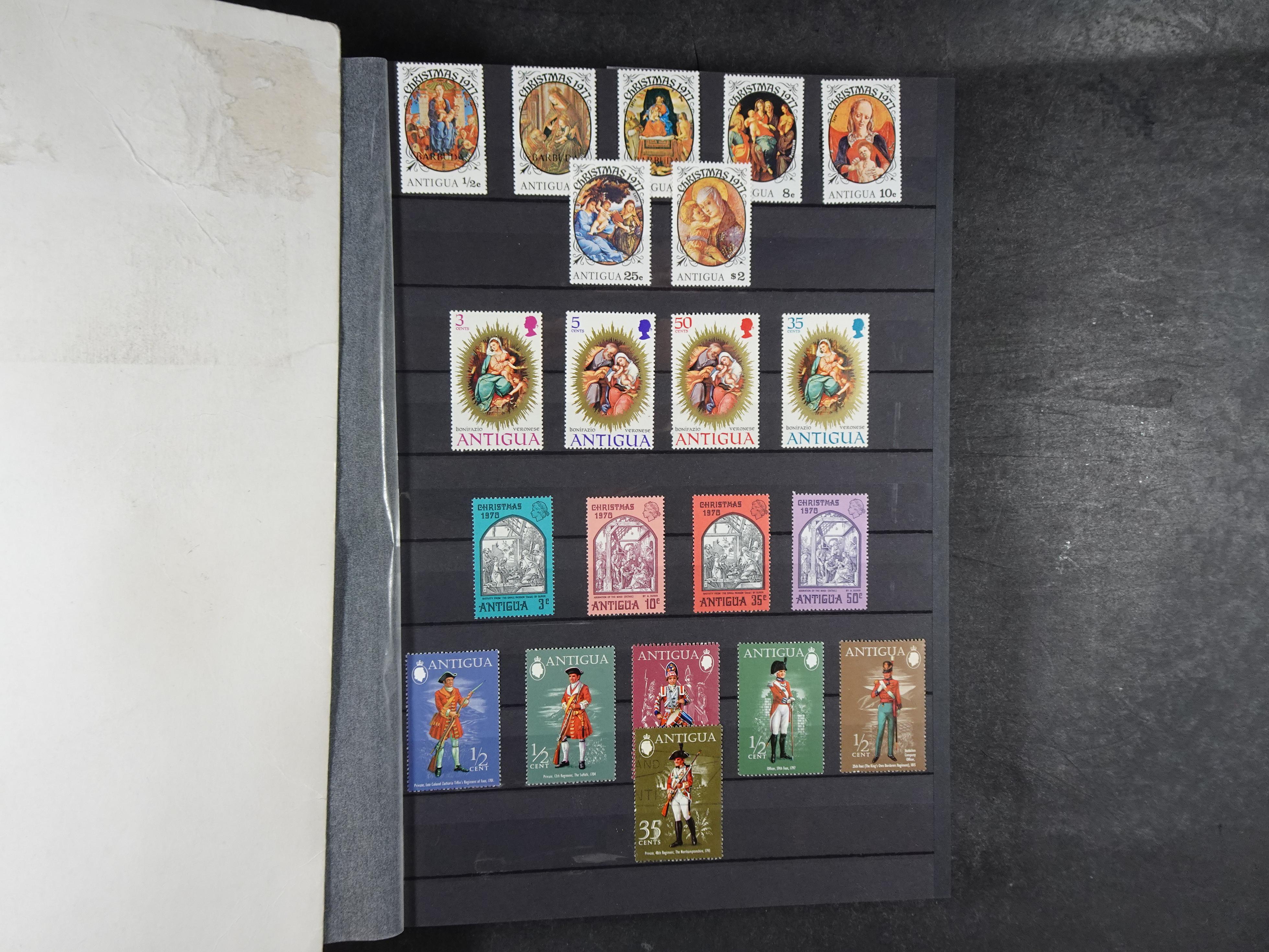 Leuke verzameling vaak dubbel over elkaar gestoken aanwezig.  15