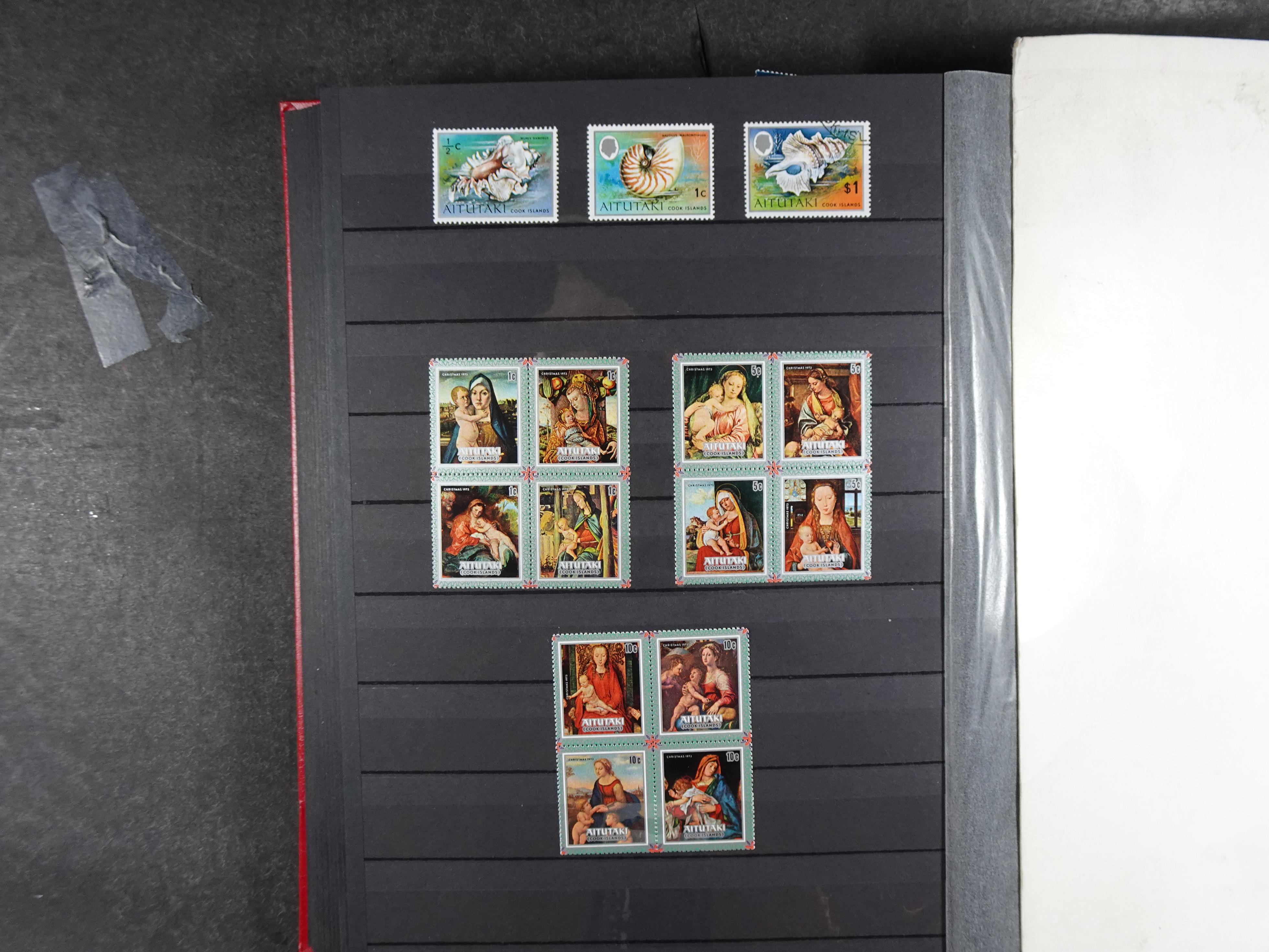 Leuke verzameling vaak dubbel over elkaar gestoken aanwezig.  26