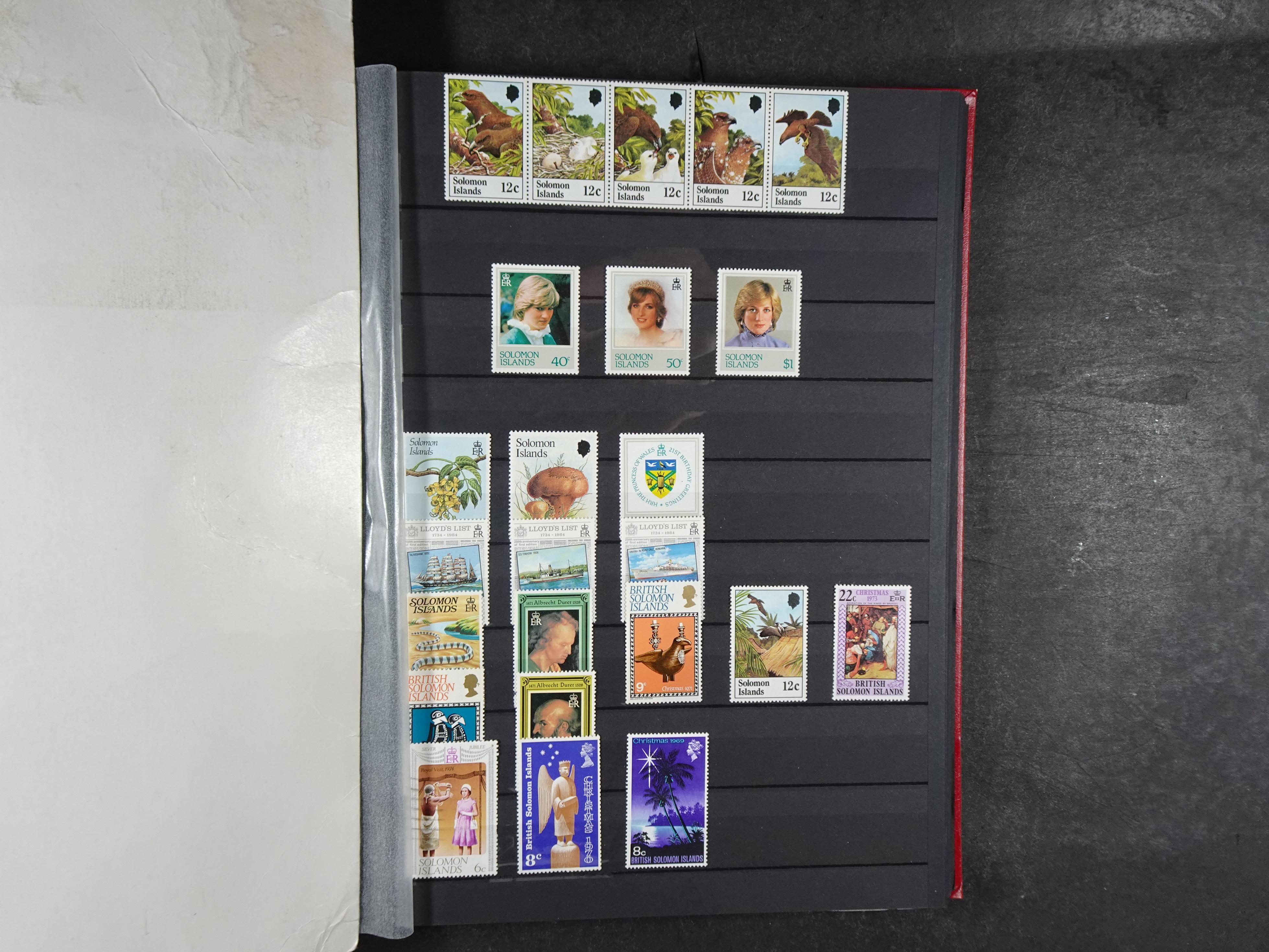 Leuke verzameling vaak dubbel over elkaar gestoken aanwezig.  33