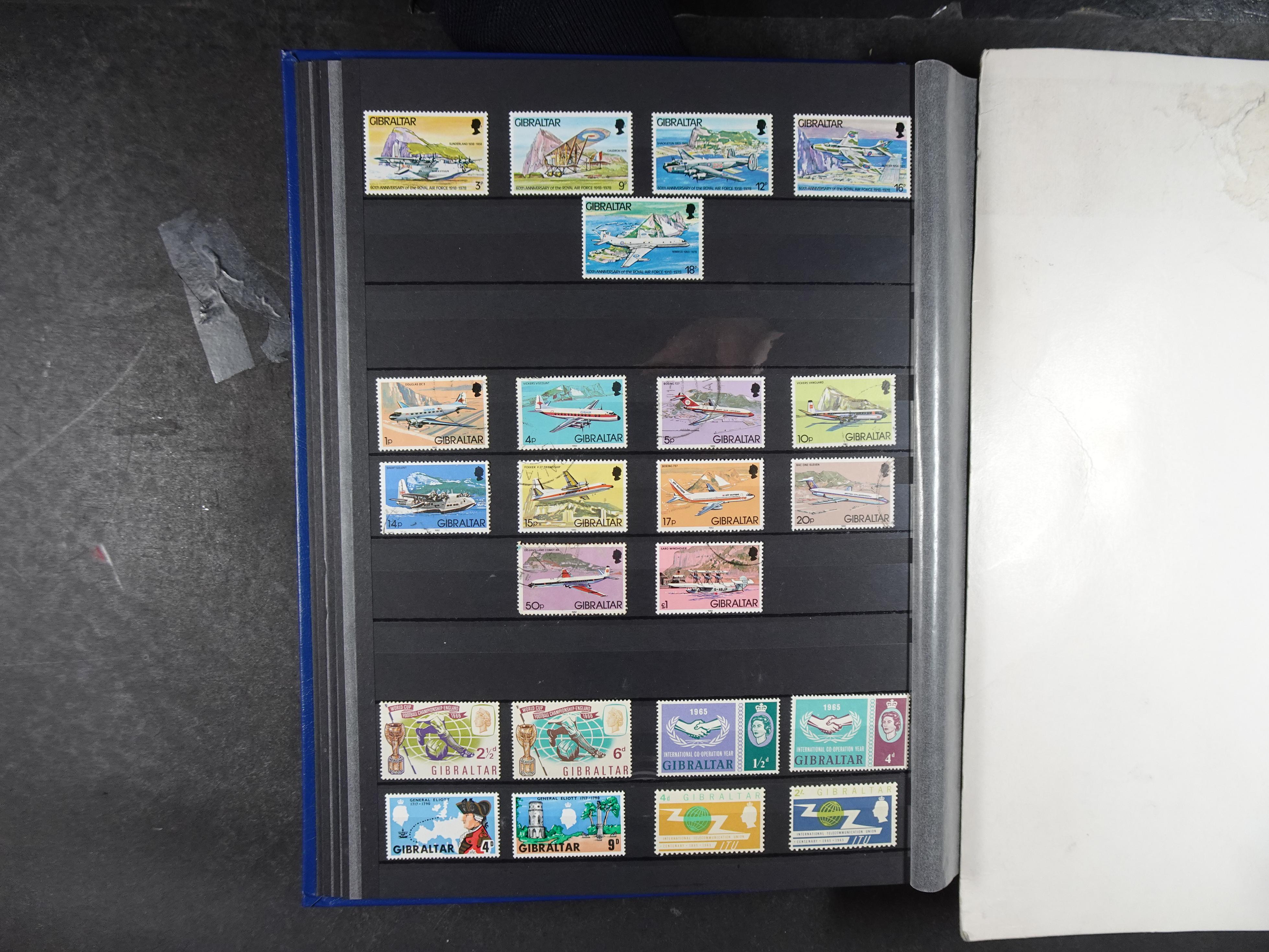 Leuke collectie letter G. 8