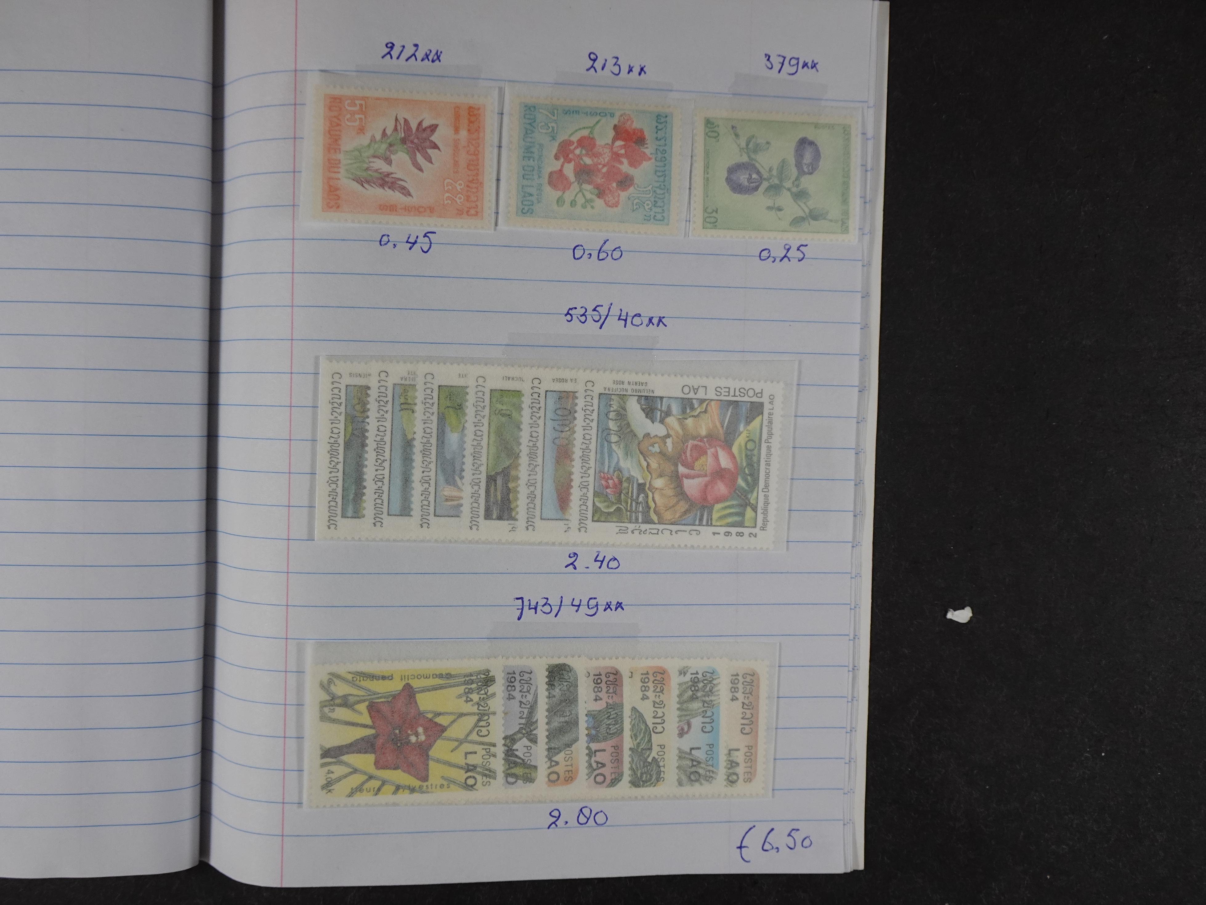 Mooie partij gelopen Rondzendboekjes.
Veel postfris.
Enorme restwaarde 123